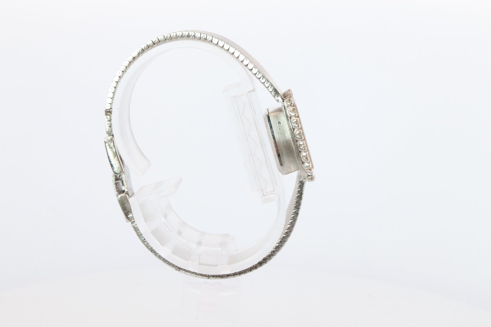 Genuine Diamond Rolex Watch. Ladies 18k Rolex 2195 Manual Watch.