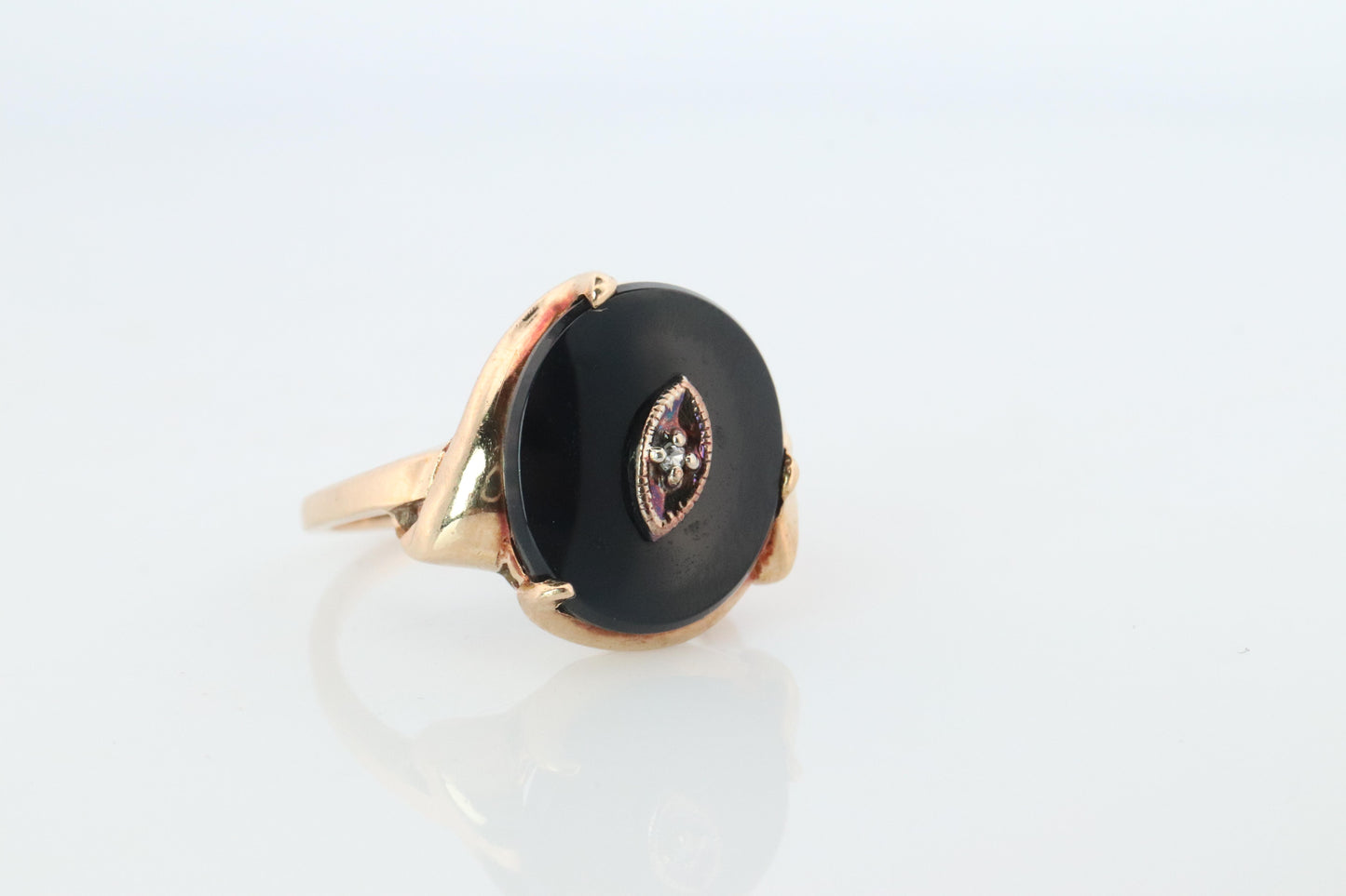 10k ONYX Diamond ring. Onyx 10k yellow gold ring. Vintage Victorian Onyx