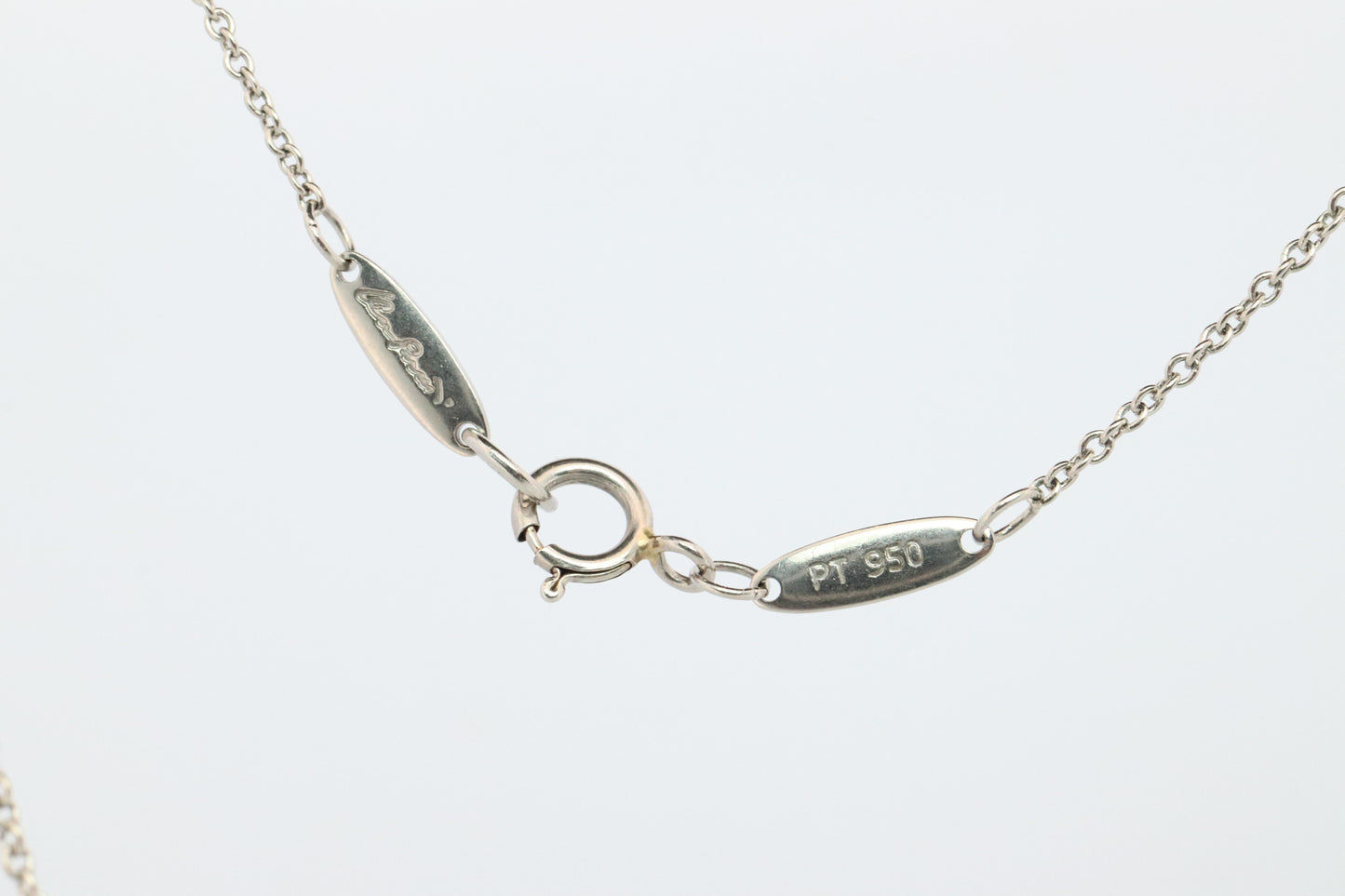 Tiffany and Co Heart Pendant. Platinum Tiffany Elsa Peretti Heart Necklace
