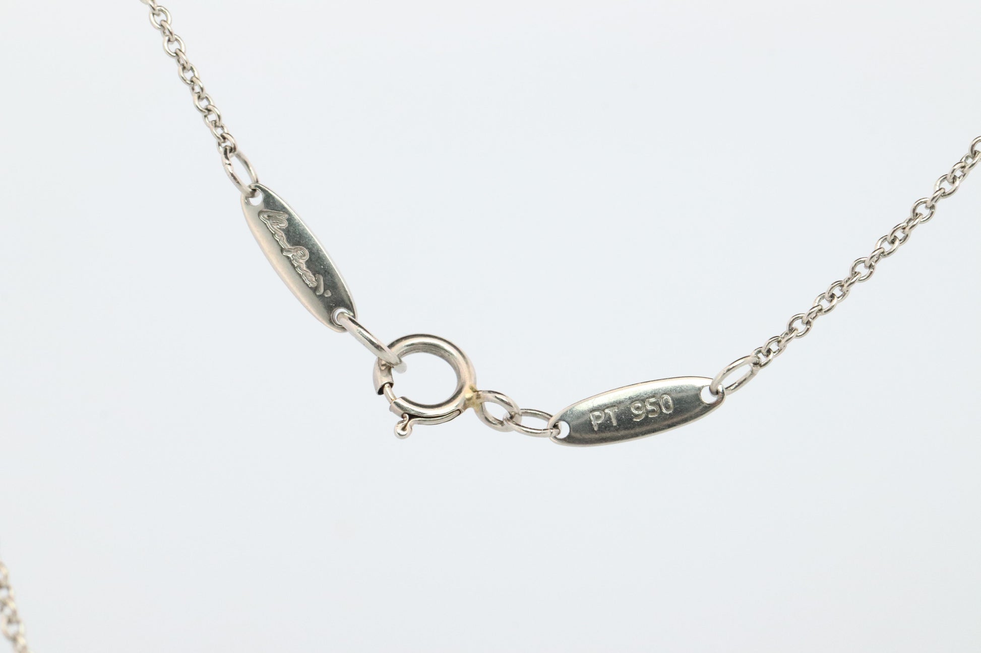 Tiffany and Co Heart Pendant. Platinum Tiffany Elsa Peretti Heart Necklace