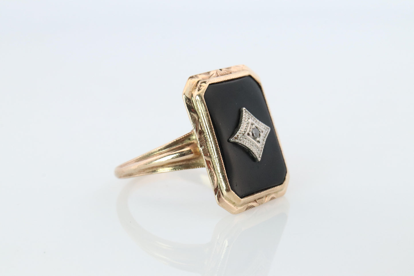 10k ONYX Diamond ring. Vintage Budlong, Dockert & Armstrong BDA ring