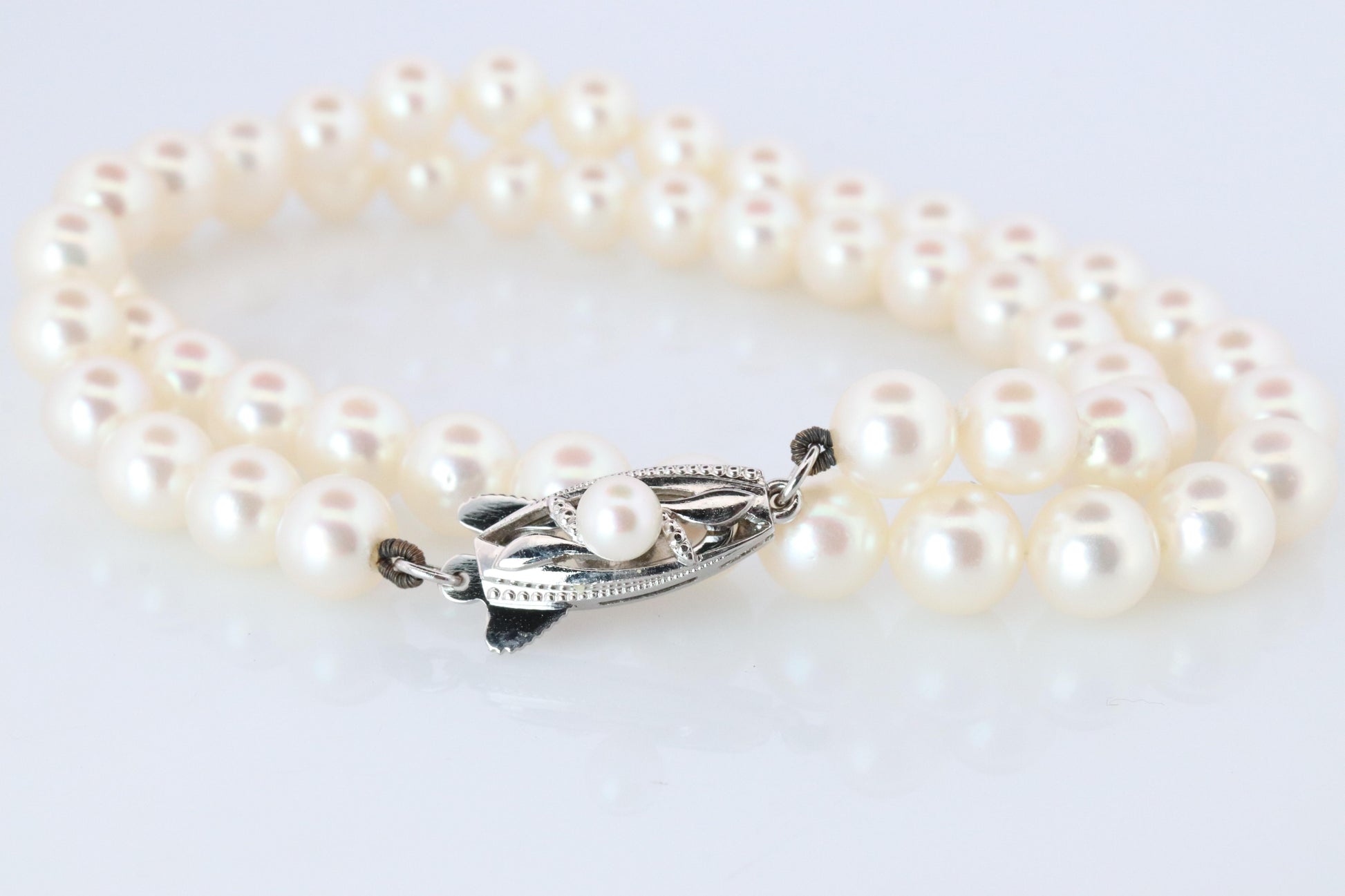 MIKIMOTO 14k White Gold Pearl Necklace. 7mm Pearls Chocker Necklace.