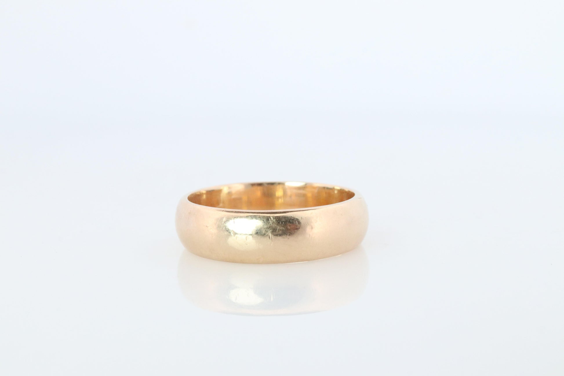 14k Wide band. Comfort Fit 6mm Wide Wedding ring yellow Gold.