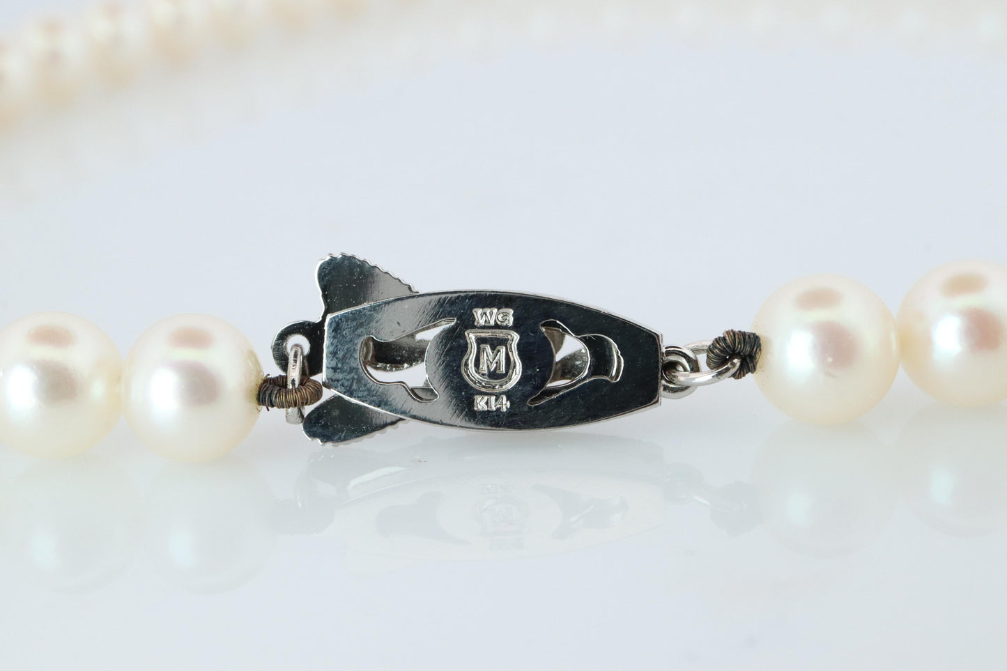 MIKIMOTO 14k White Gold Pearl Necklace. 7mm Pearls Chocker Necklace.