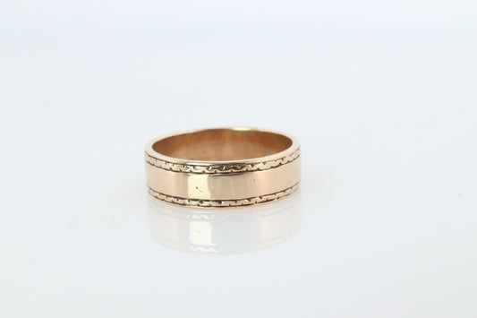 9k Antique Gold Band. Made by E. Tiessen South Africa.