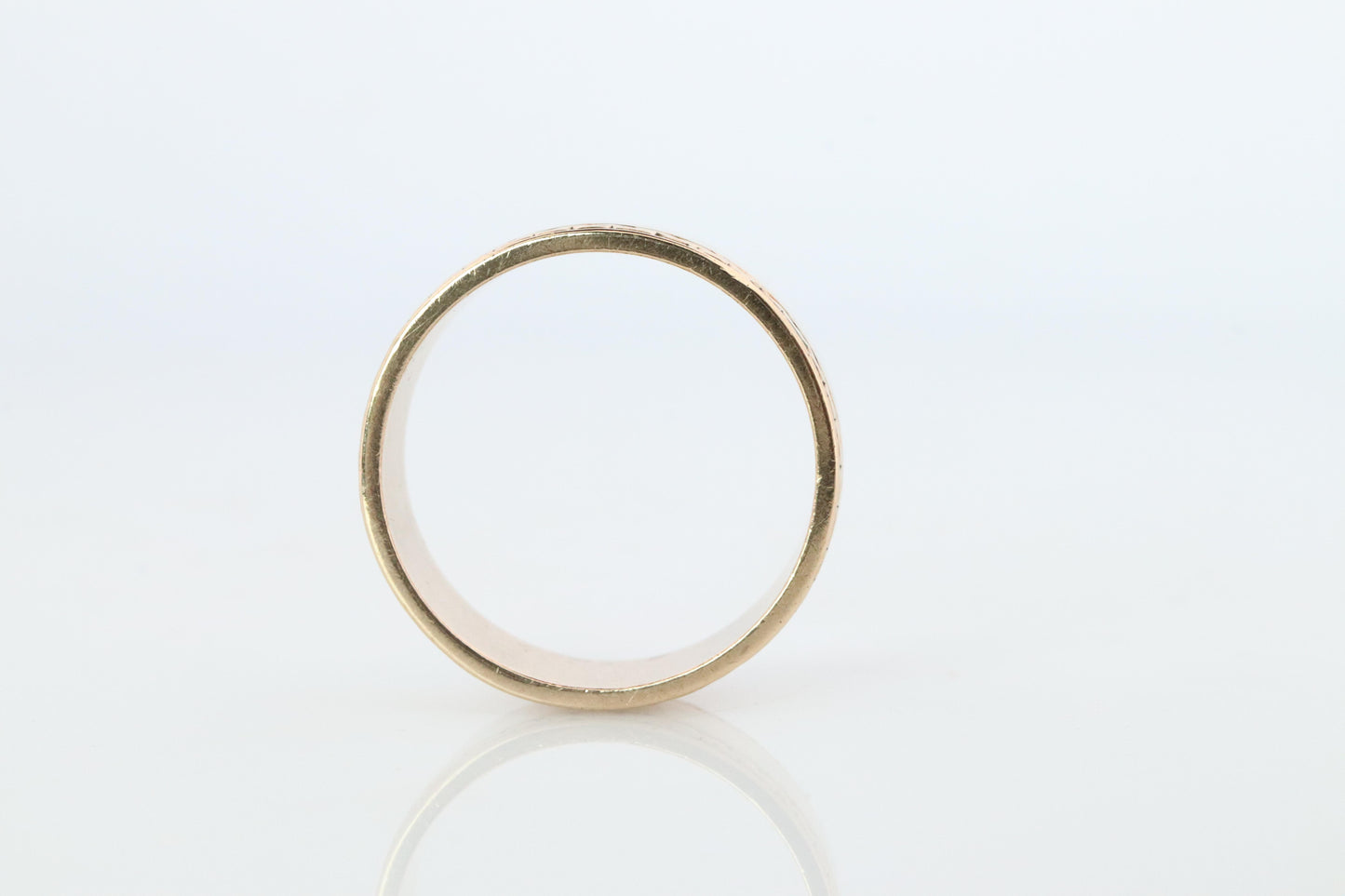9k Antique Gold Band. Made by E. Tiessen South Africa.