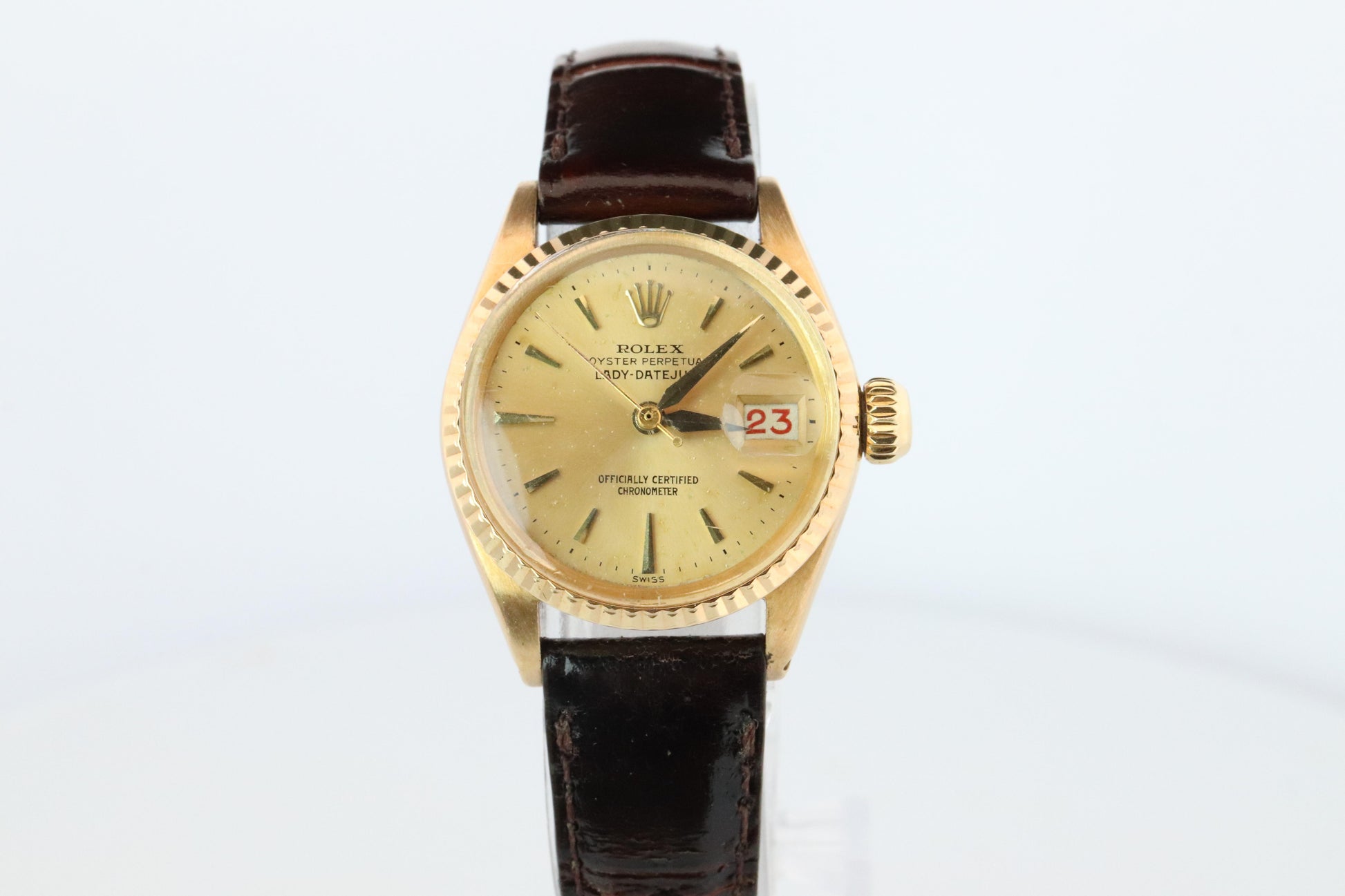 Genuine 18k Rolex 6517 Oyster Perpetual Watch. Ladies ROLEX 18k Yellow Gold.