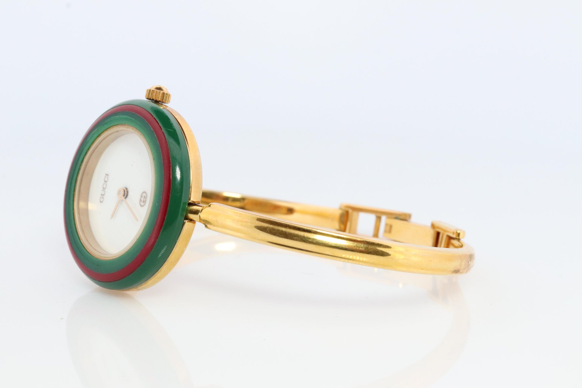 Vintage GUCCI Quartz 11/12  Watch Timepiece. Gucci Ladies Bangle watch