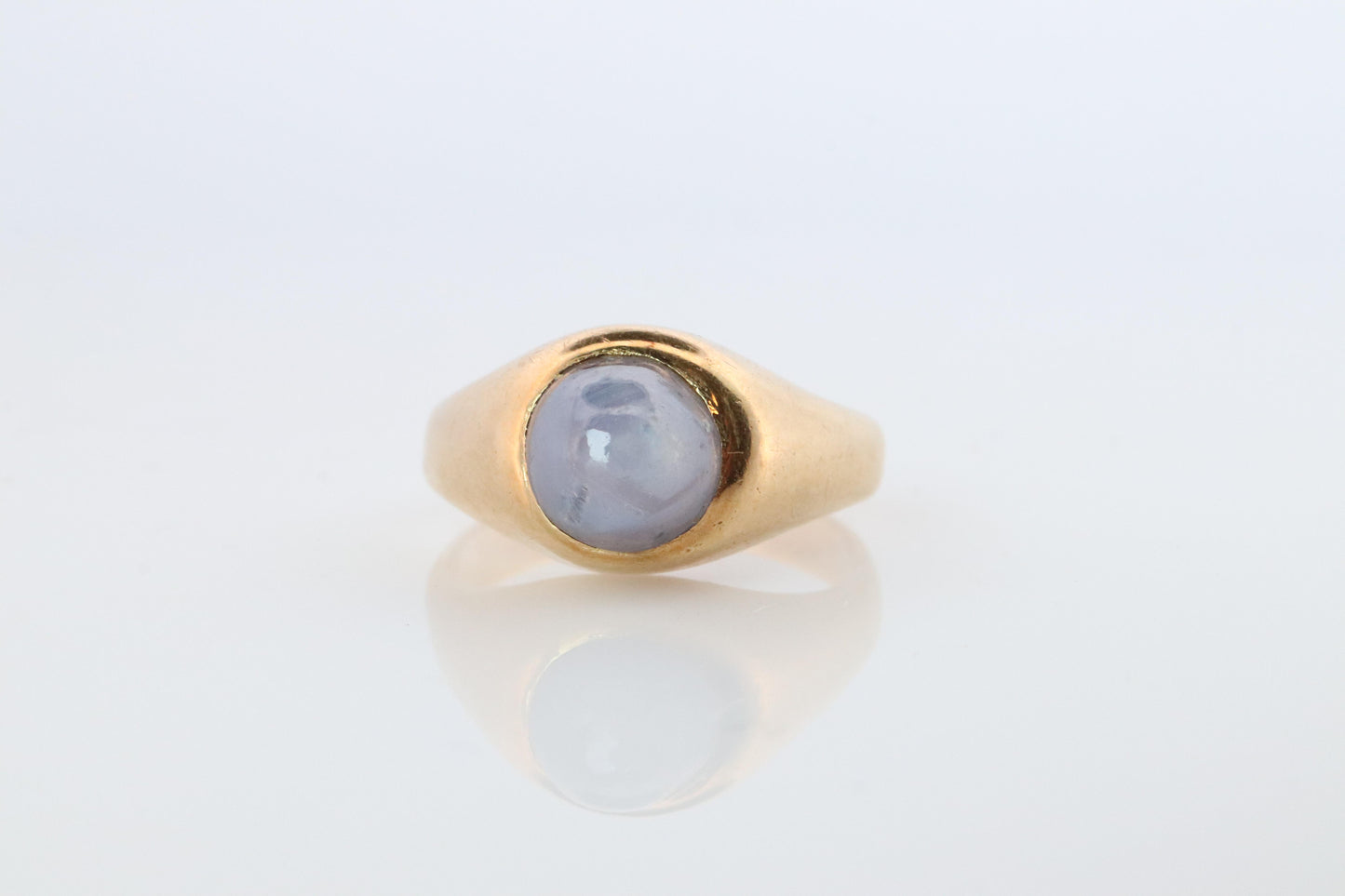 14k Gray Star Sapphire Round Cabochon ring. Large Heavy Sapphire Bezel set.