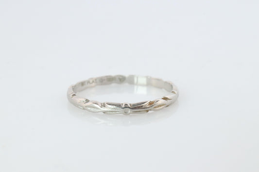 Platinum Antique Art Deco  Embossed Band.