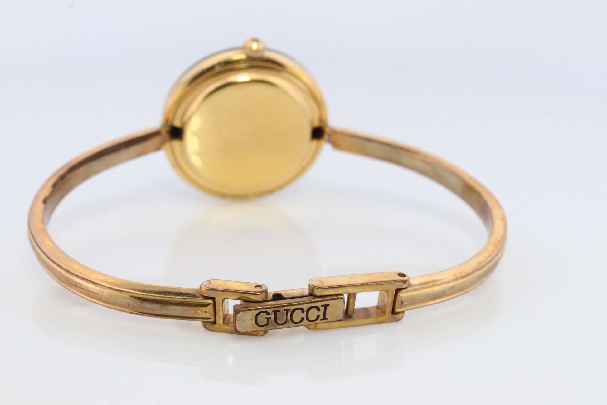 Vintage GUCCI Quartz 1100L Watch Timepiece. Gucci Ladies Bangle watch with BOX