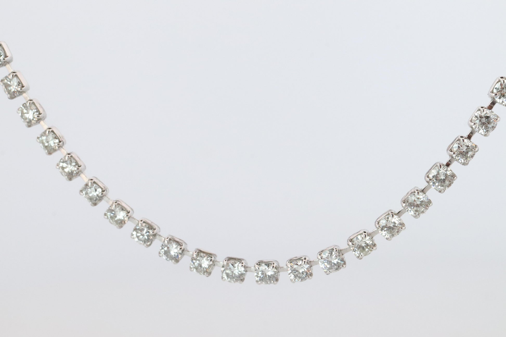 Platinum Diamond Tennis Necklace. PT850 round diamond Tennis Chain Strand. 3CTW