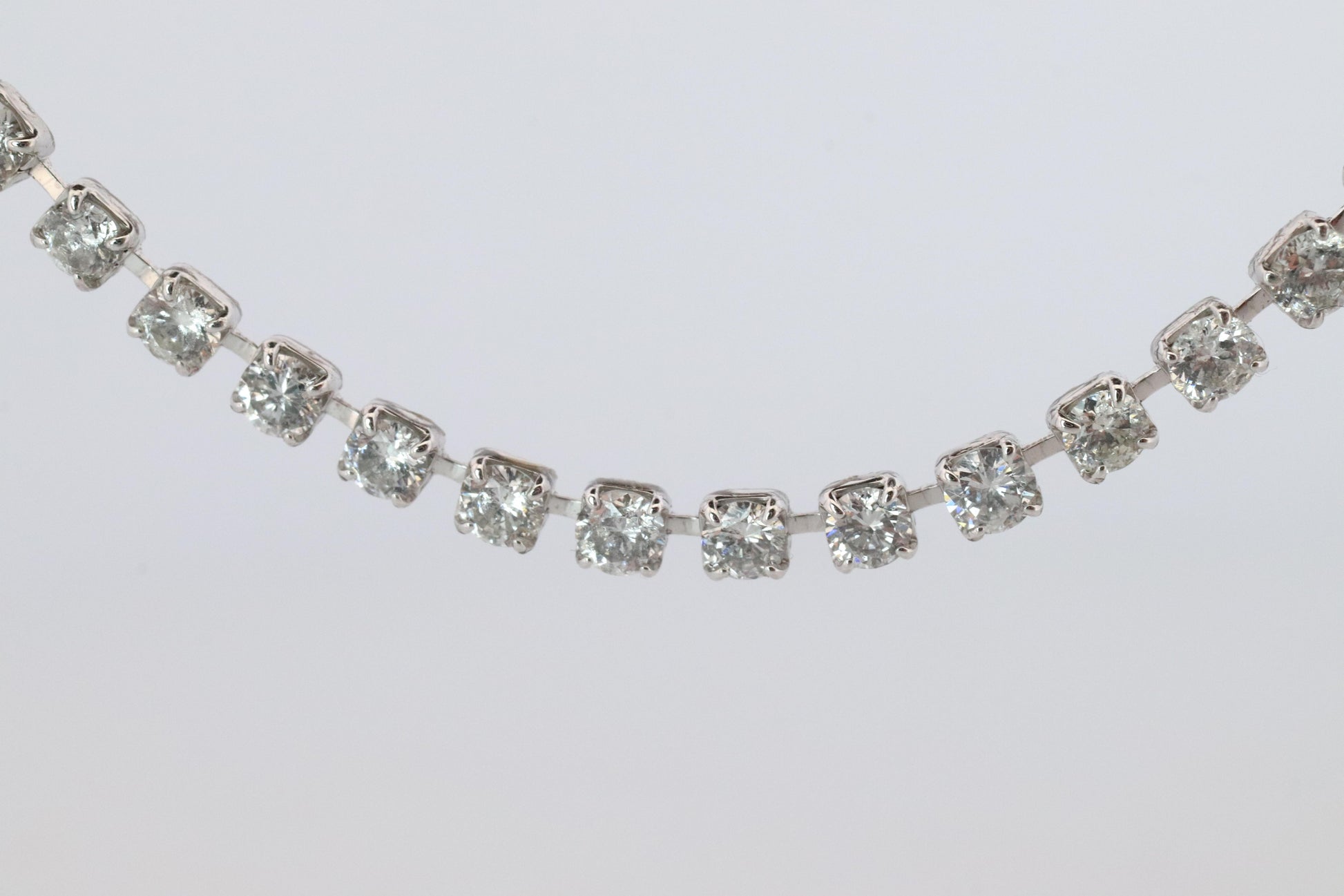 Platinum Diamond Tennis Necklace. PT850 round diamond Tennis Chain Strand. 3CTW
