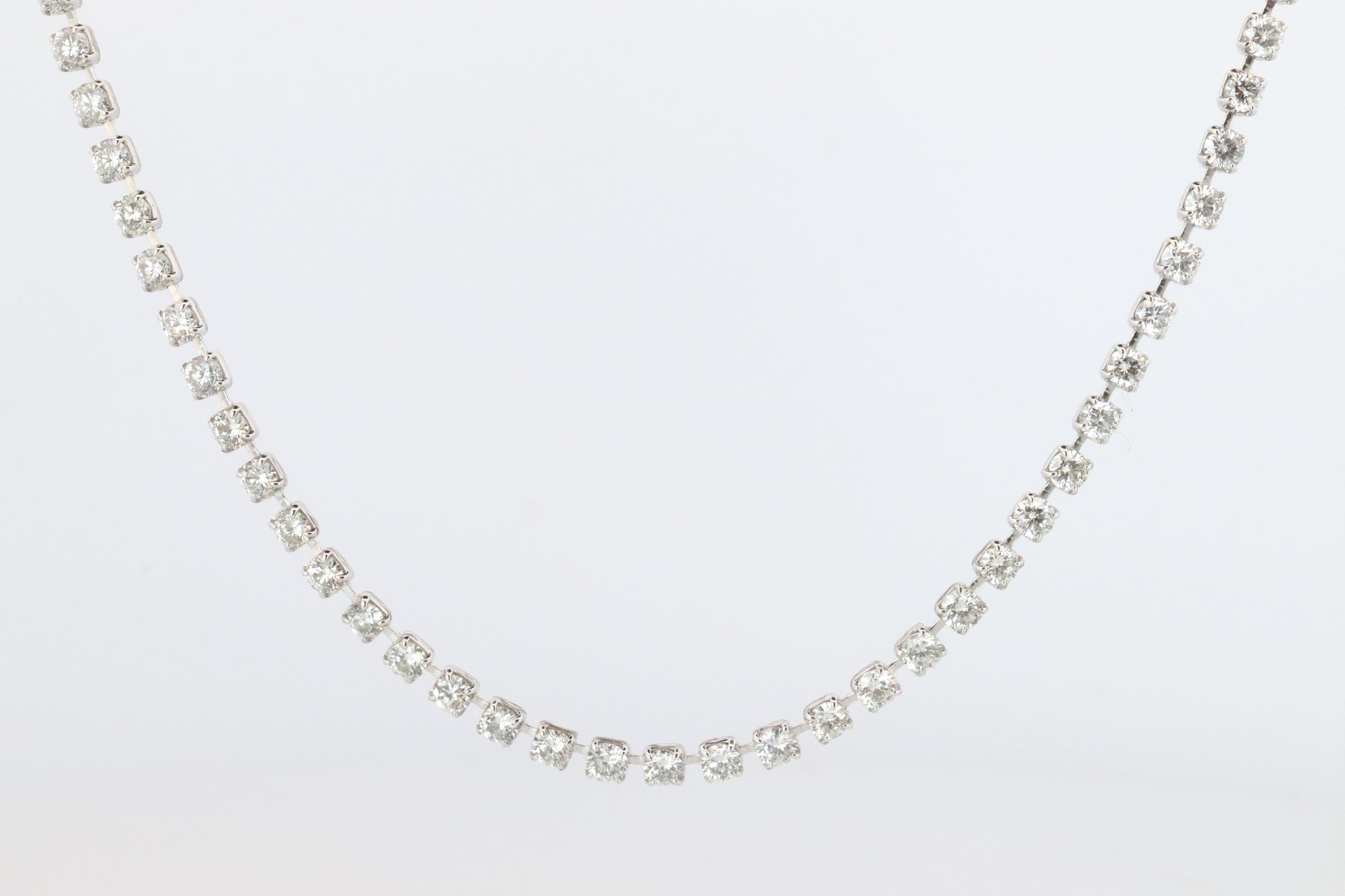 Platinum Diamond Tennis Necklace. PT850 round diamond Tennis Chain Strand. 3CTW
