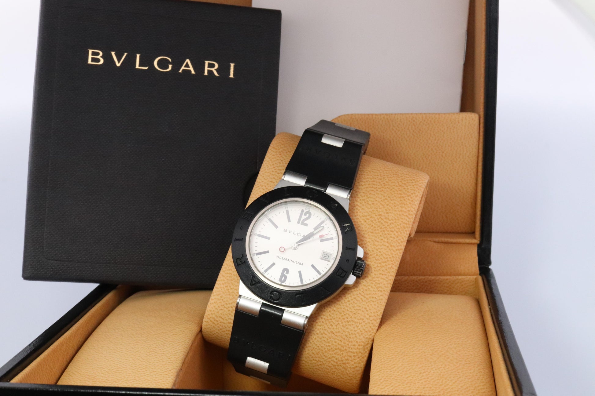 Bulgari Watch. Bvlgari AL 38 TA Automatic Mens watch. Bvlgari Aluminum Rubber