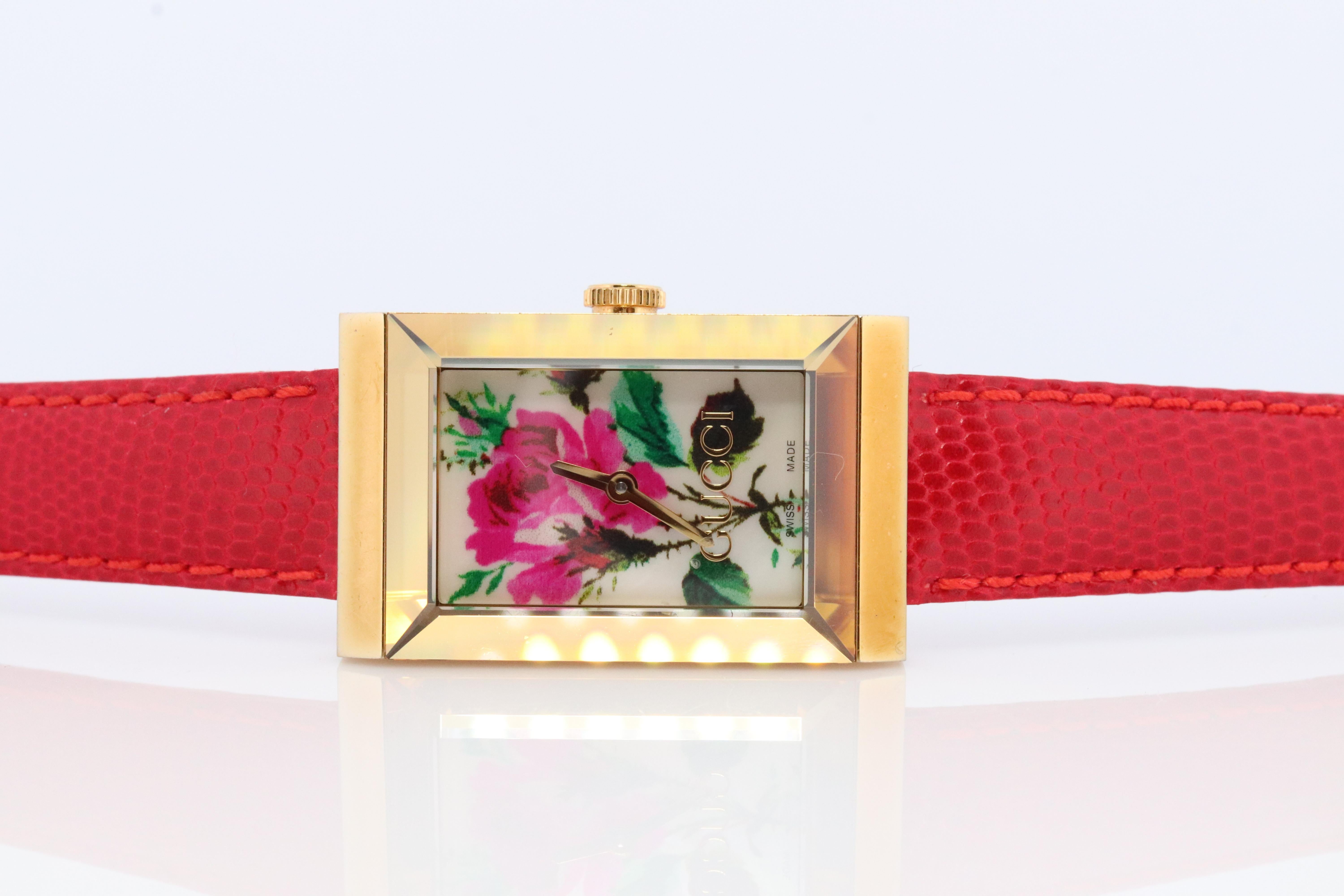 Vintage GUCCI Quartz 147.4 Watch. Gucci Flower Colorful