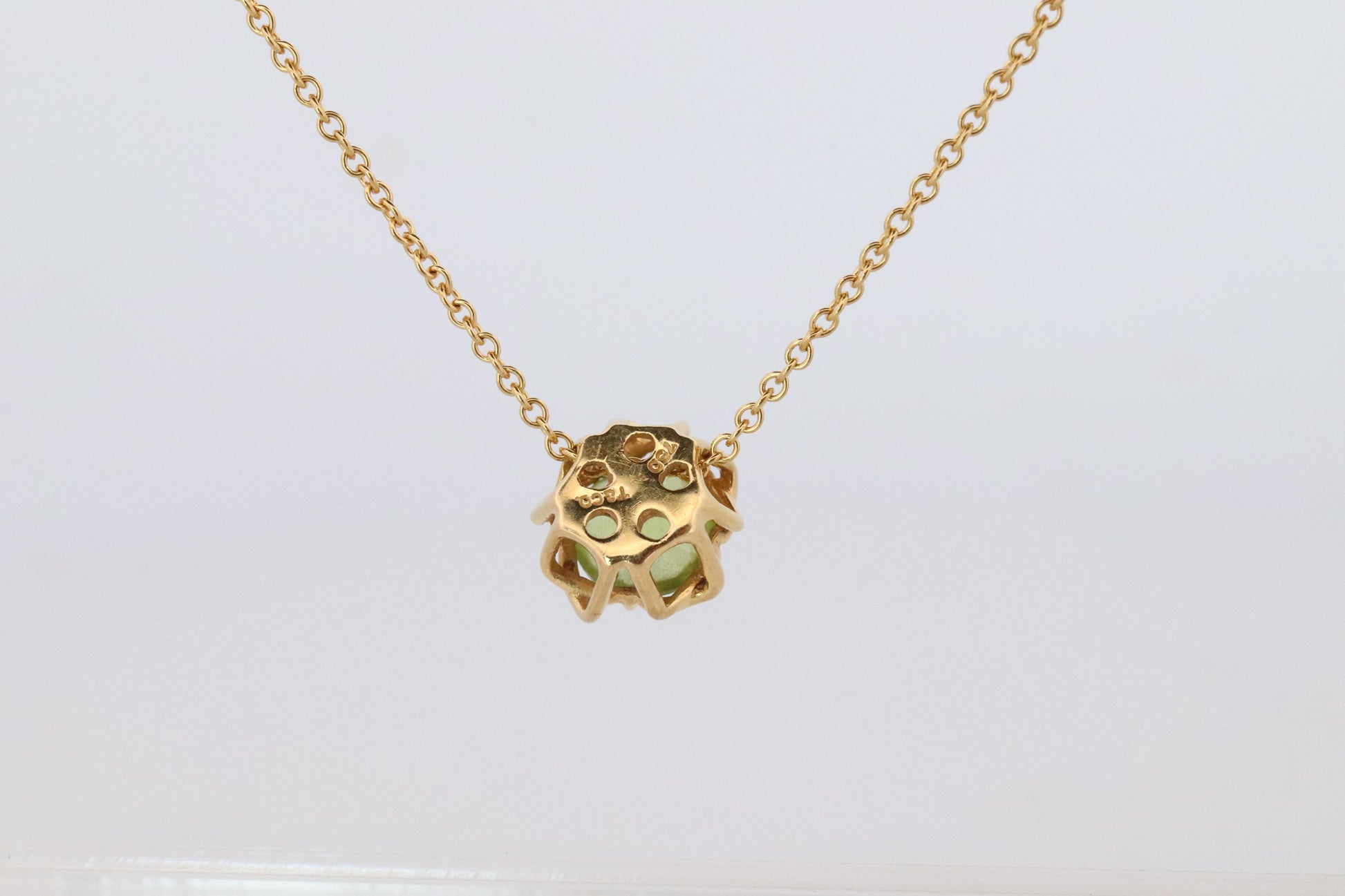 Vintage Tiffany Co Necklace. 18k Tiffany Green Peridot Kiss Around Pendant.