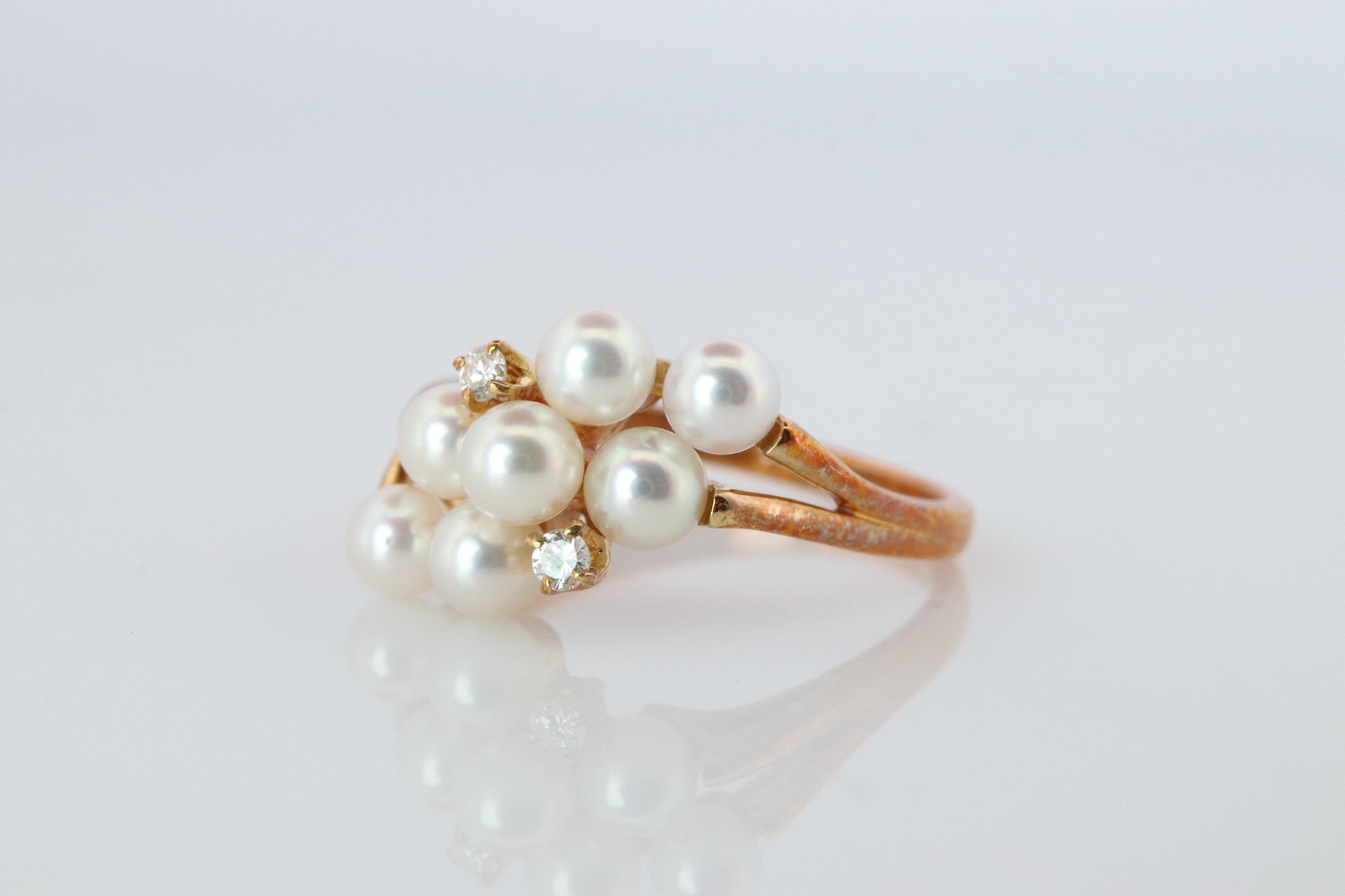 Mikimoto Ring. Vintage 18k Gold Mikimoto Pearl and Diamond Cluster. Vines Grapes