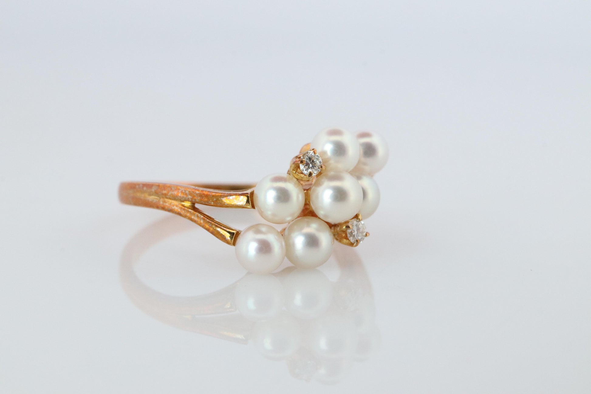 Mikimoto Ring. Vintage 18k Gold Mikimoto Pearl and Diamond Cluster. Vines Grapes