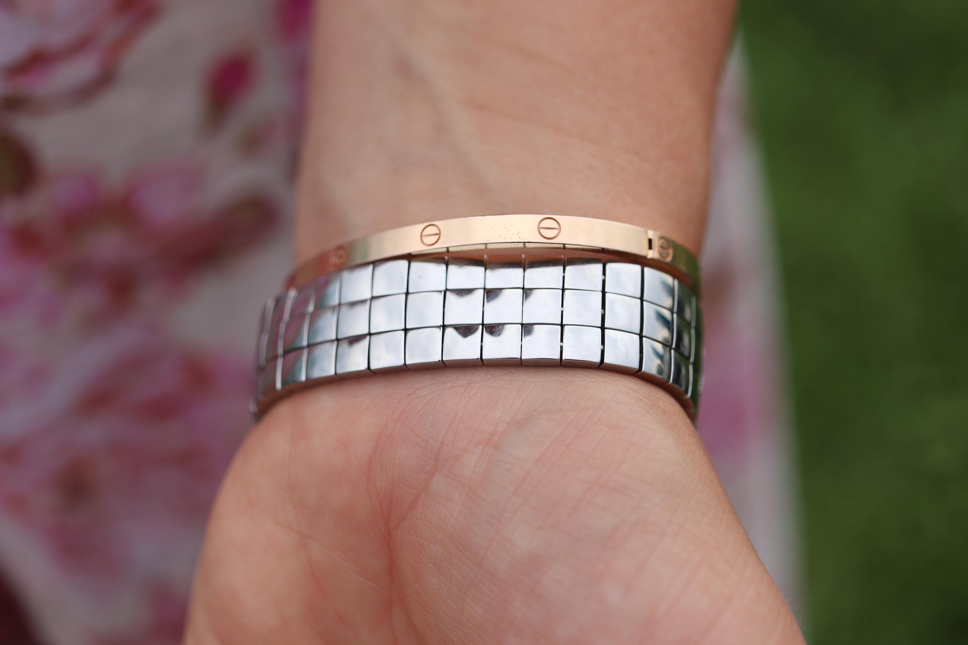 Van Cleef and Arpels Cadenas Lock watch. VCA Cadenas wristwatch