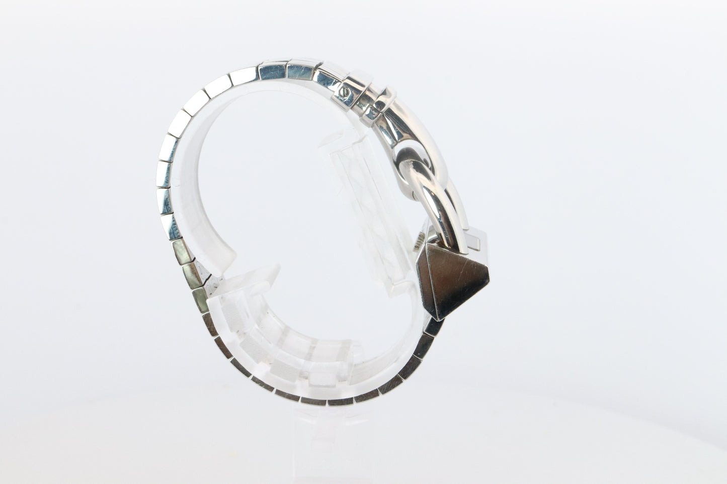 Van Cleef and Arpels Cadenas Lock watch. VCA Cadenas wristwatch
