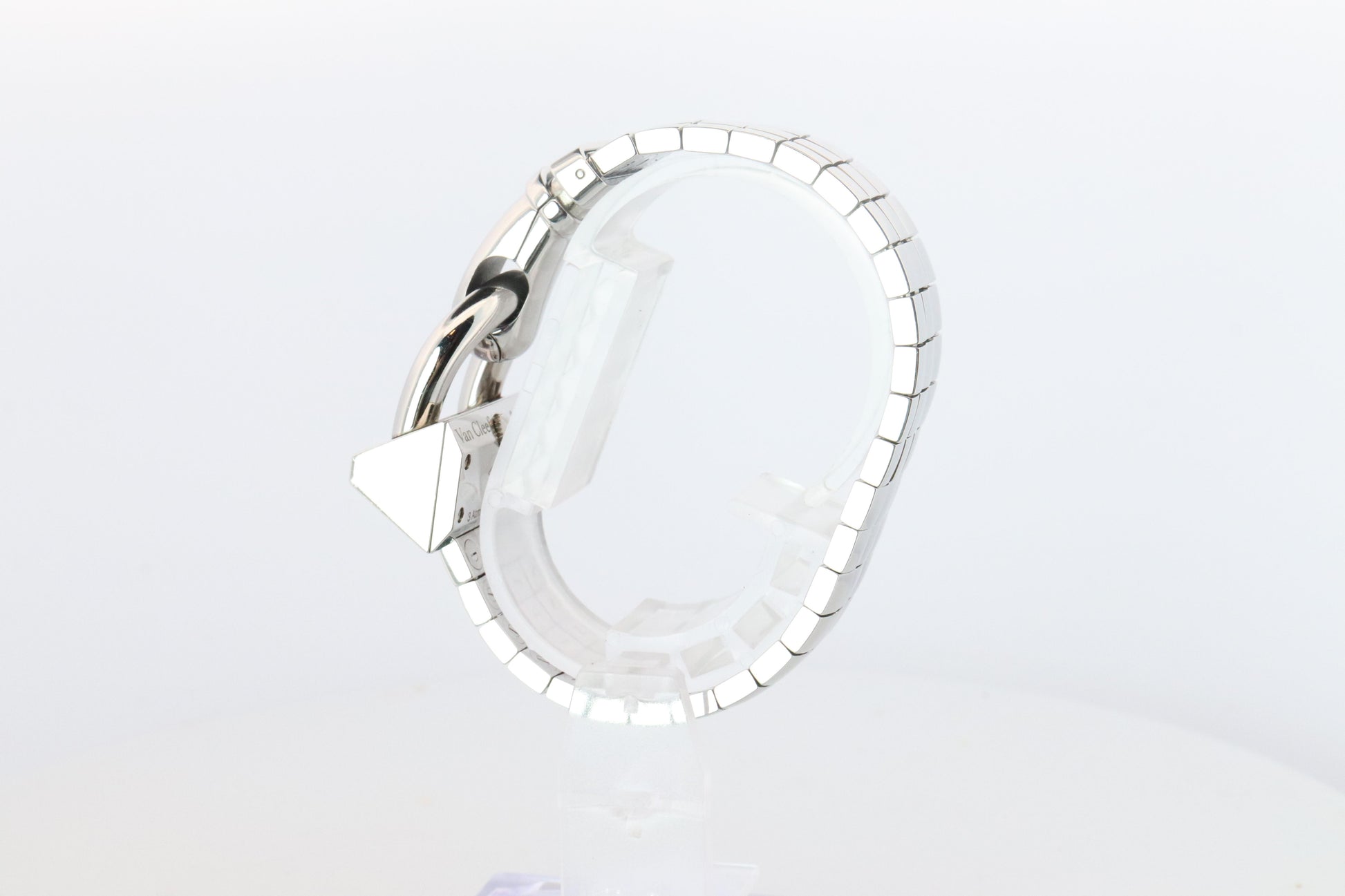 Van Cleef and Arpels Cadenas Lock watch. VCA Cadenas wristwatch