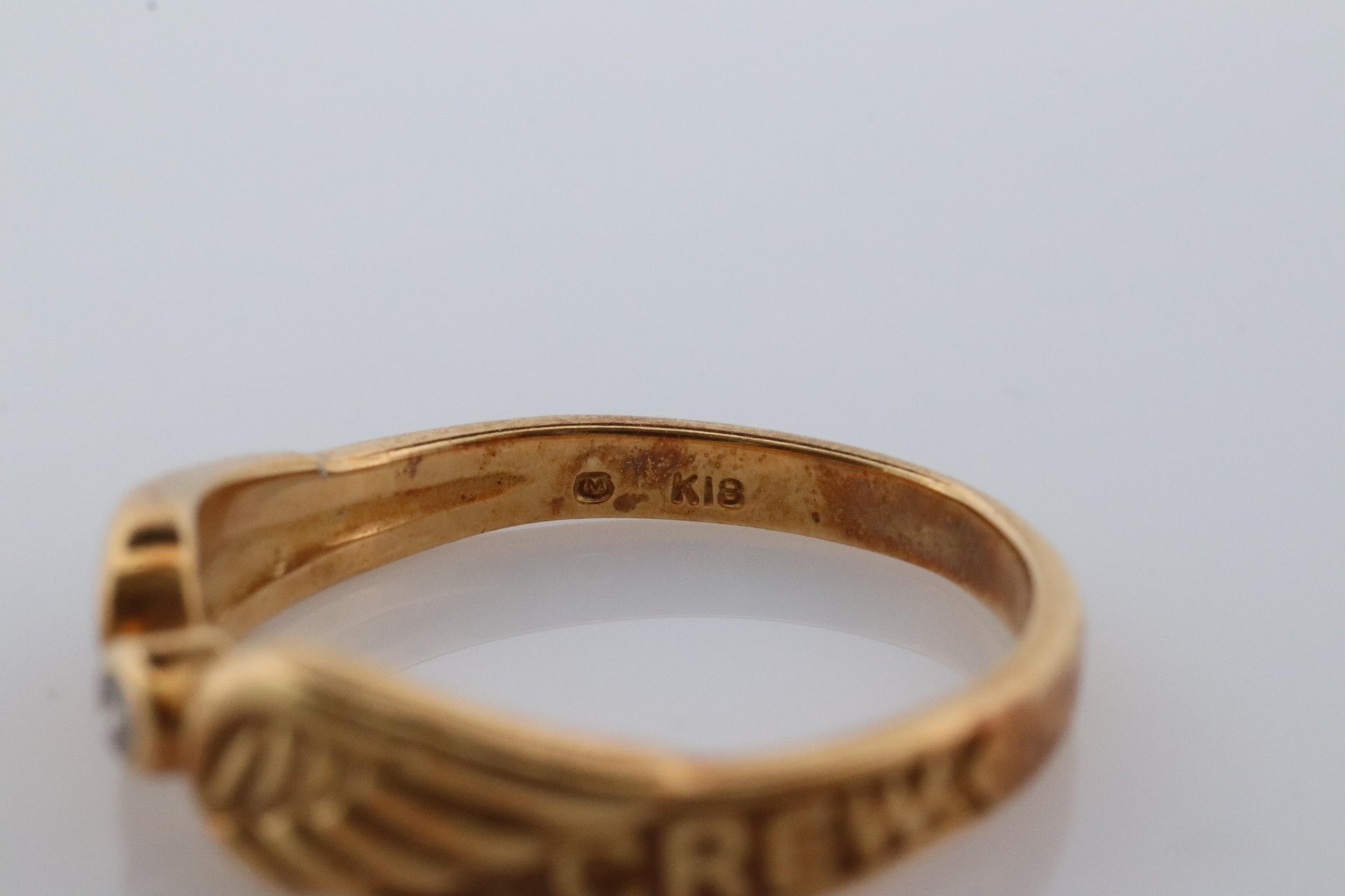 Mikimoto Ring. Vintage 18k Gold Mikimoto Diamond Wings ring. Mikimoto Diamond