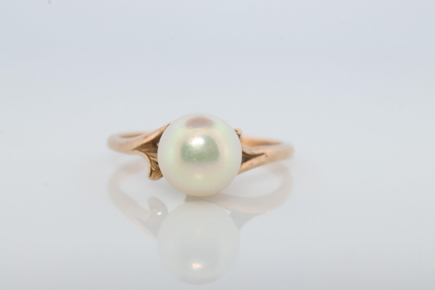 Mikimoto Ring. Vintage 14k Gold Mikimoto Diamond Pearl ring. Mikimoto Pearl