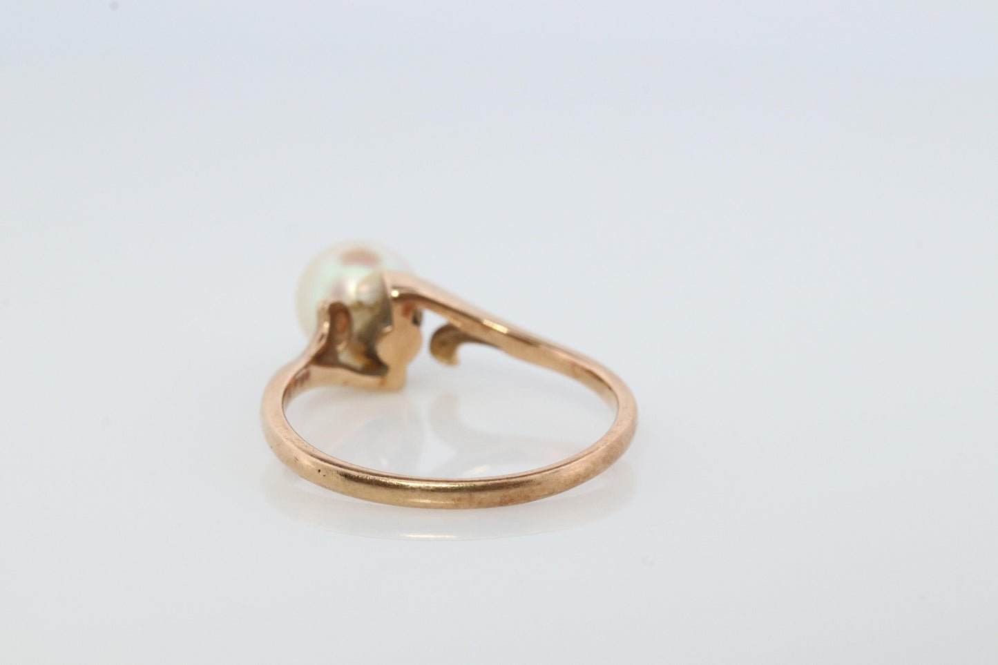 Mikimoto Ring. Vintage 14k Gold Mikimoto Diamond Pearl ring. Mikimoto Pearl