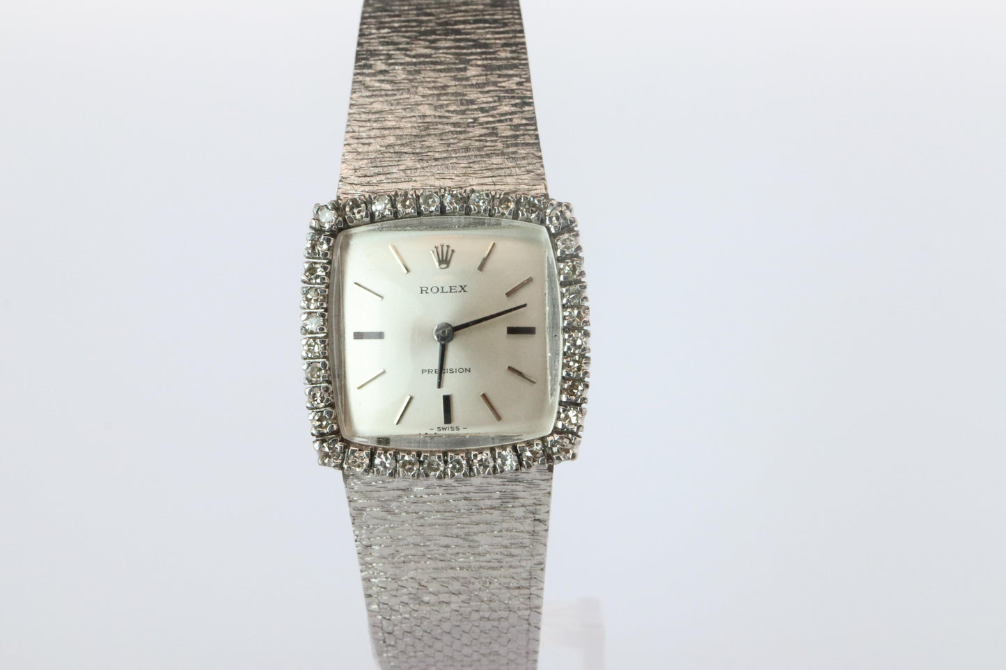 Genuine Rolex Watch. Diamond Bezel 1971 Ladies Manual ROLEX 2611 Precision