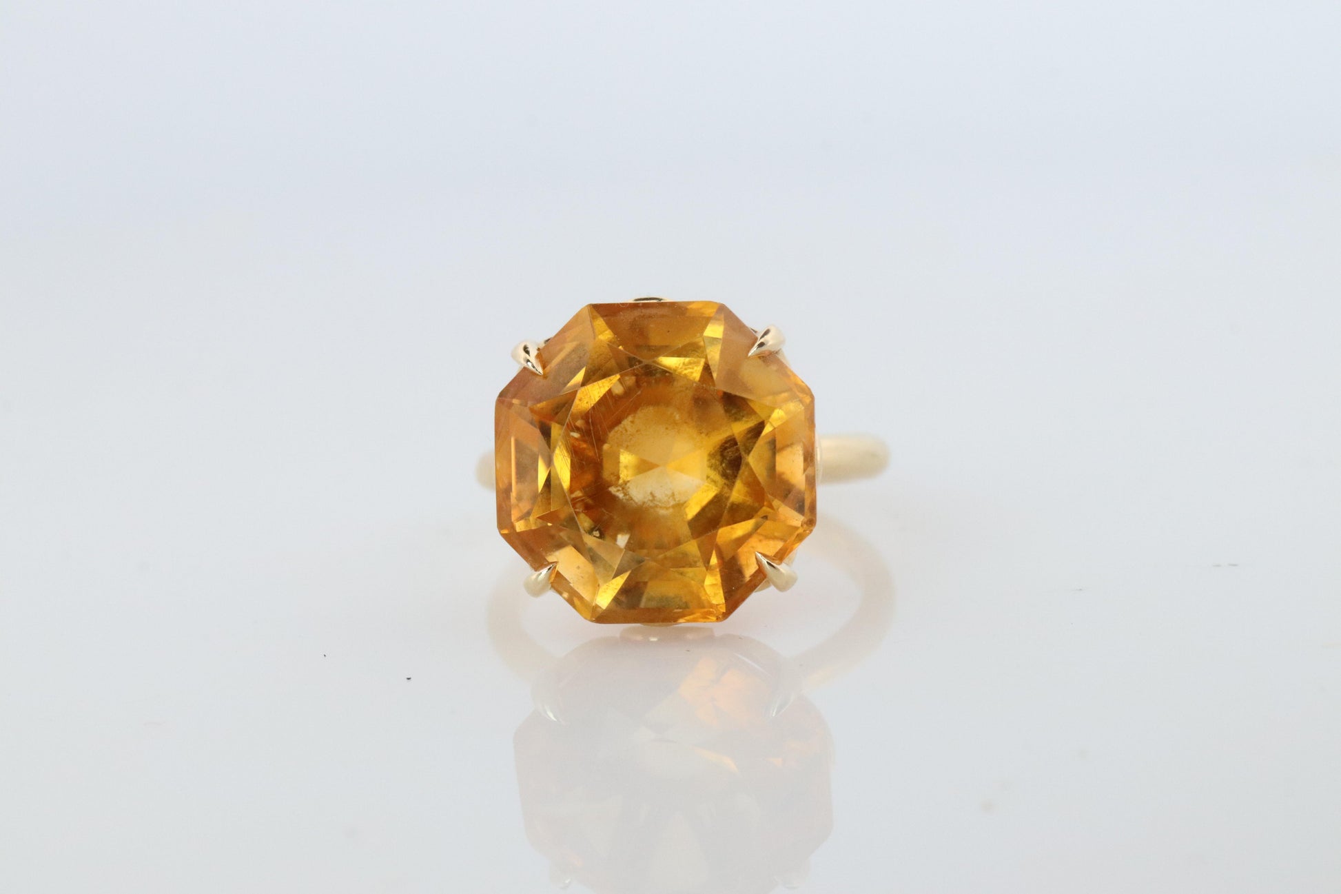 Tiffany and Co Citrine Ring. Tiffany Yellow Large Citrine Solitaire Ring.