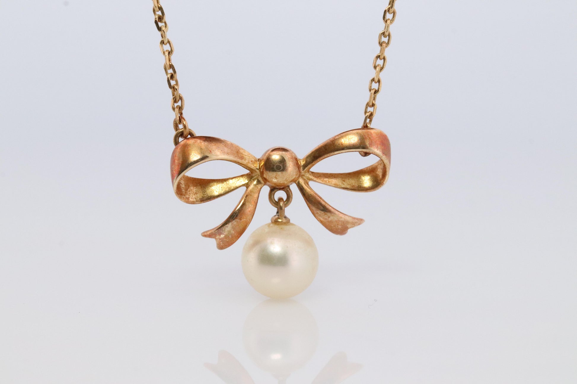 Mikimoto Pendant. Vintage 14k Gold Mikimoto BOW Pearl Diamond Necklace.