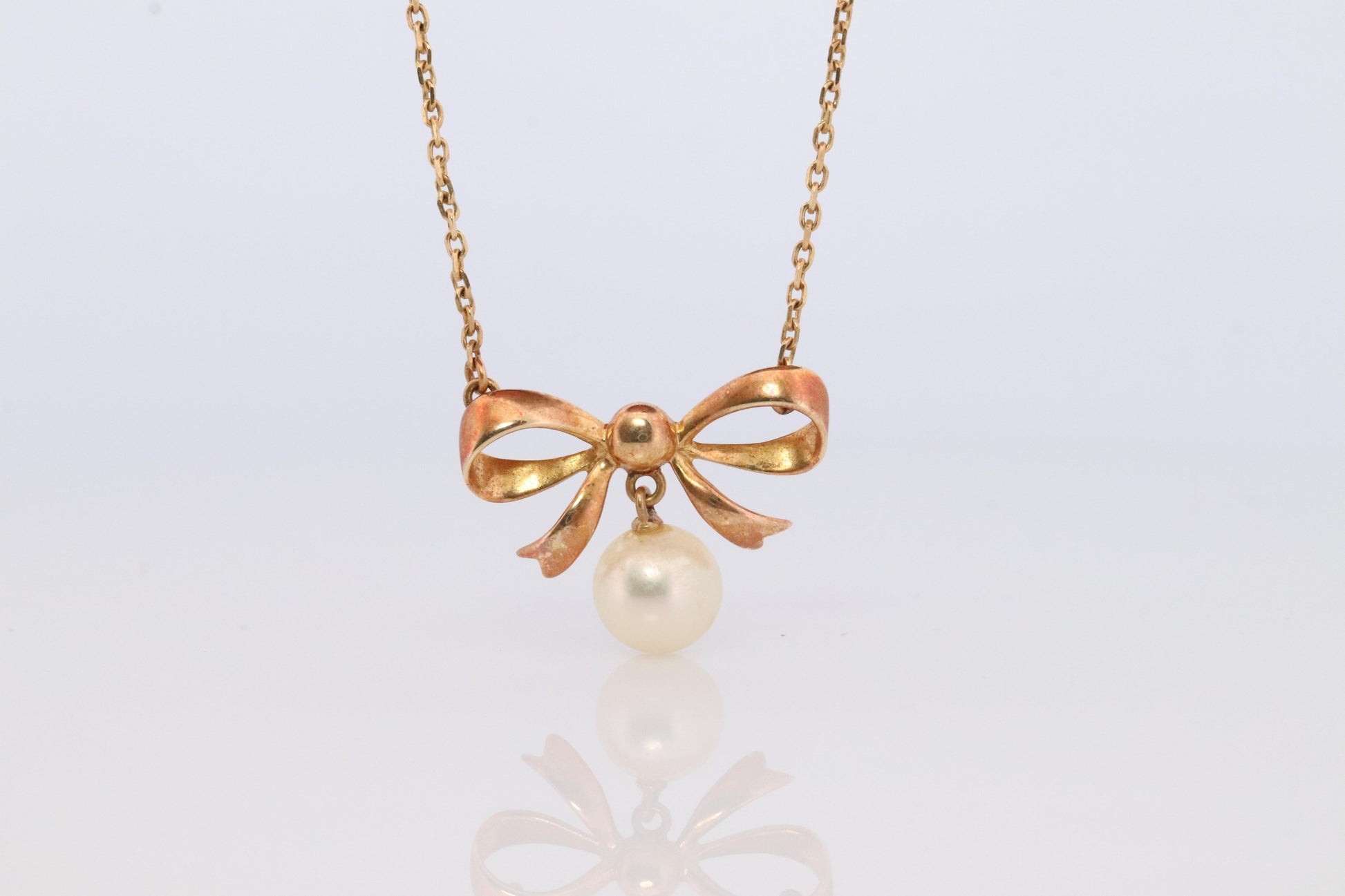 Mikimoto Pendant. Vintage 14k Gold Mikimoto BOW Pearl Diamond Necklace.