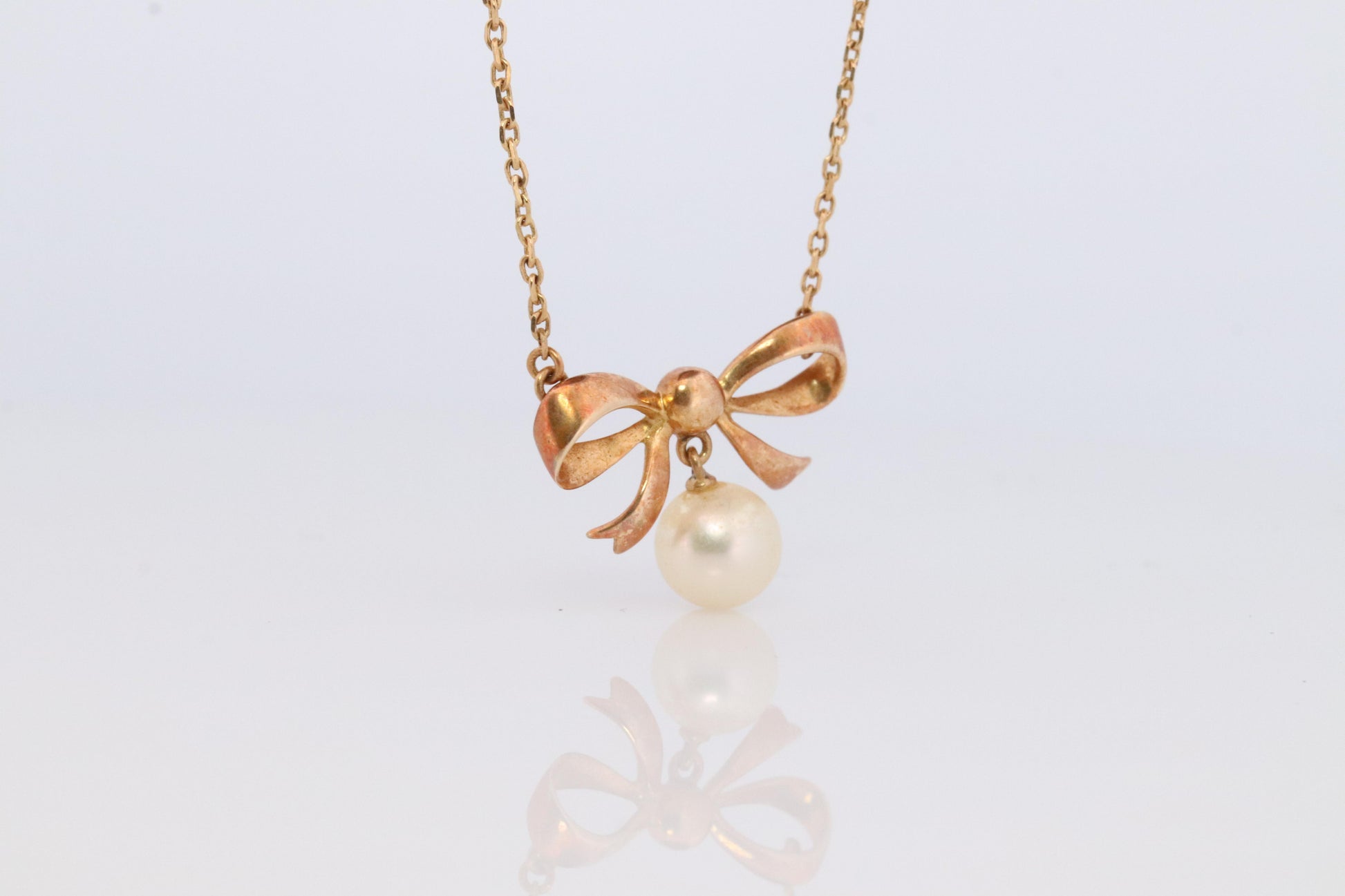 Mikimoto Pendant. Vintage 14k Gold Mikimoto BOW Pearl Diamond Necklace.