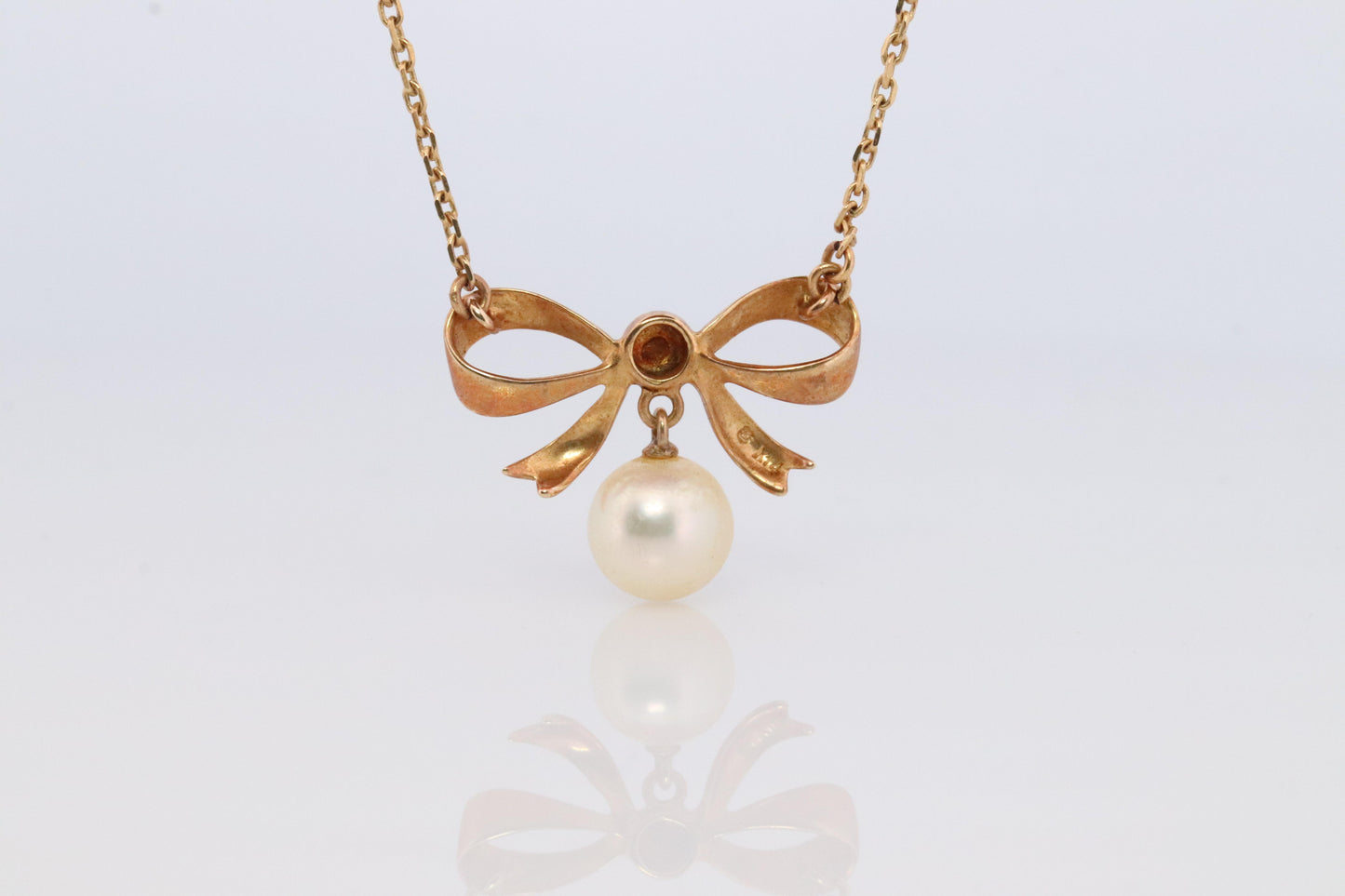 Mikimoto Pendant. Vintage 14k Gold Mikimoto BOW Pearl Diamond Necklace.