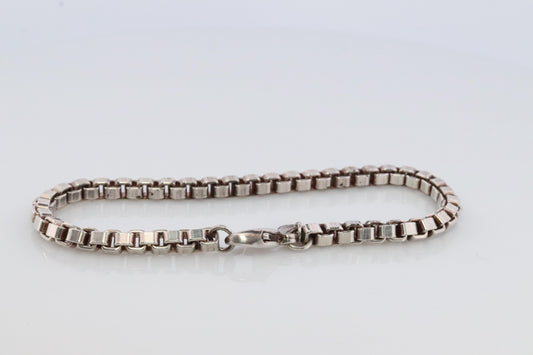 Tiffany & Co. Bracelet. Venetian Square Link Love Sterling Silver Chain Bracelet