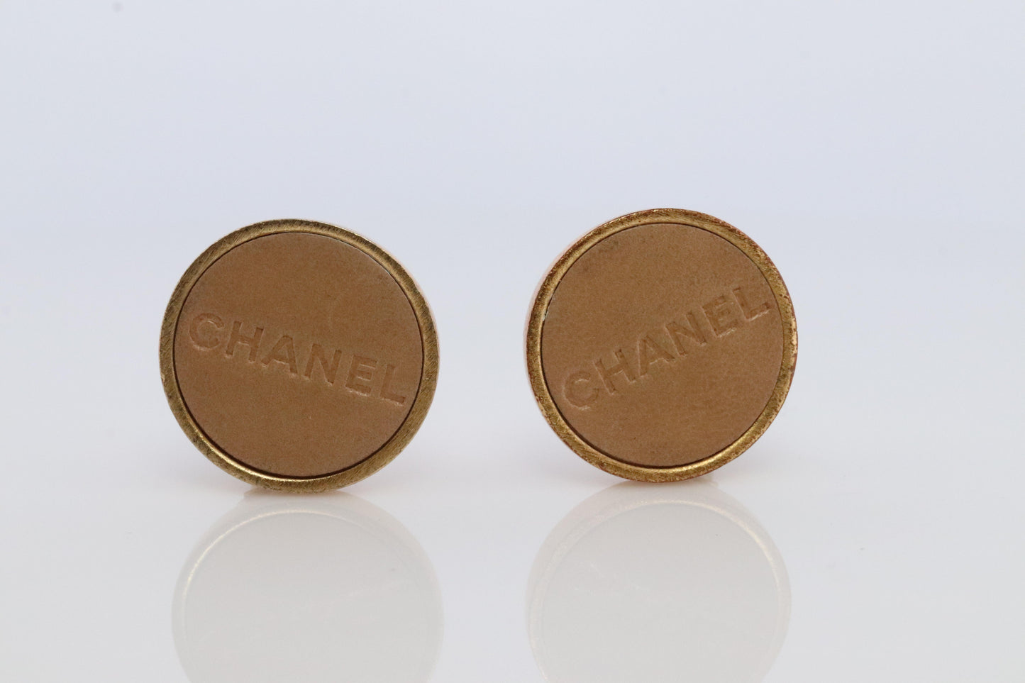 Chanel Earrings. Genuine CC CHANEL Round LOGO Clip on earrings. Leather