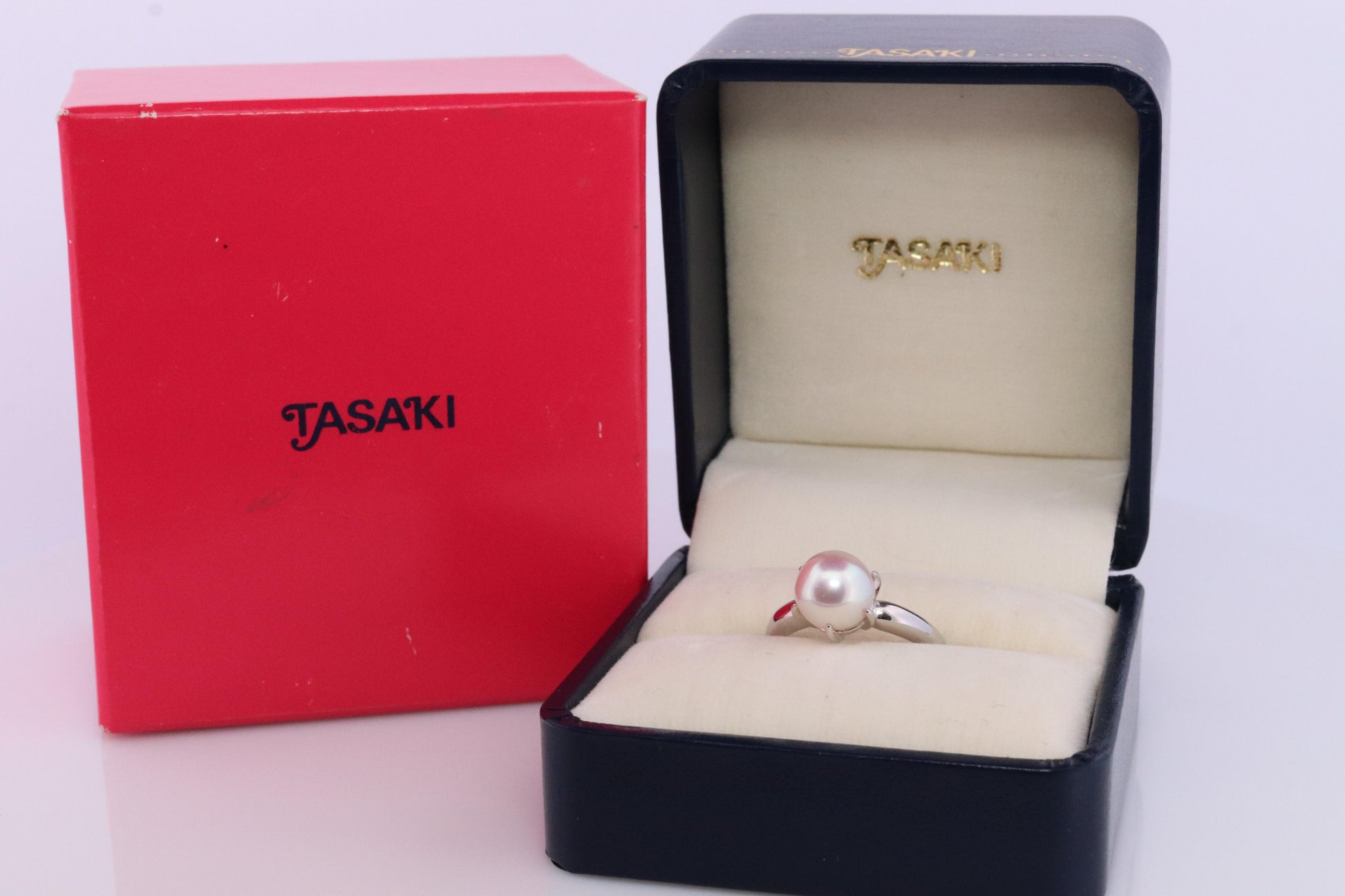 TASAKI Ring. Genuine Platinum Pearl Solitaire. PT900 Akoya pearl Ring. Claw