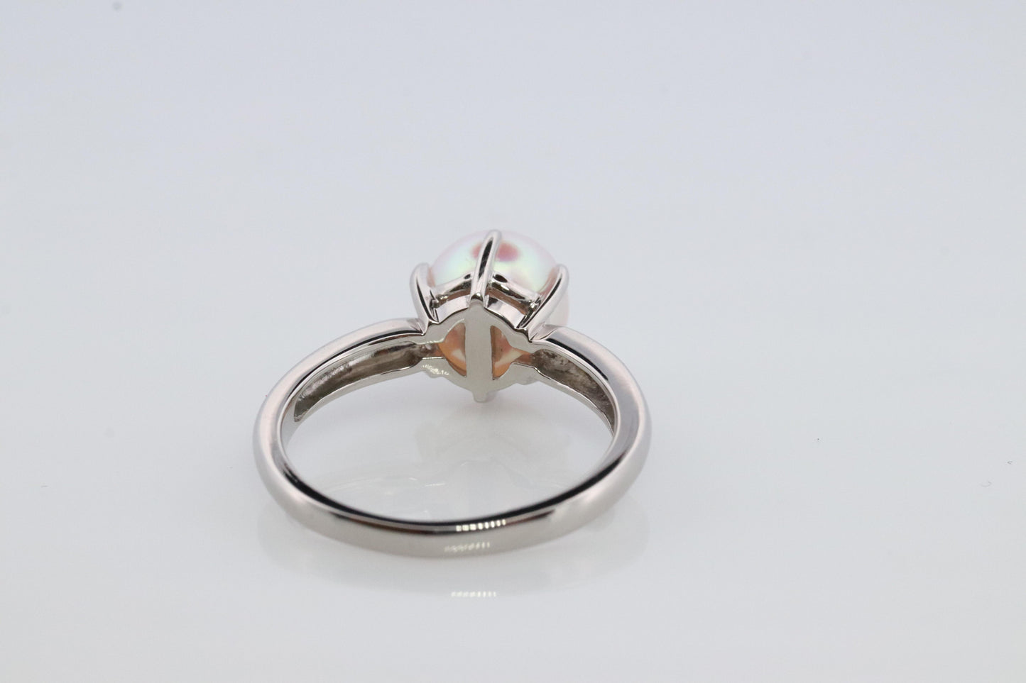 TASAKI Ring. Genuine Platinum Pearl Solitaire. PT900 Akoya pearl Ring. Claw