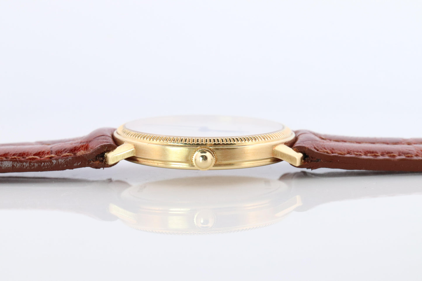 Audemars Piguet Thin Watch. AP 18k Yellow Gold 31mm Classic Coin Edge Bezel