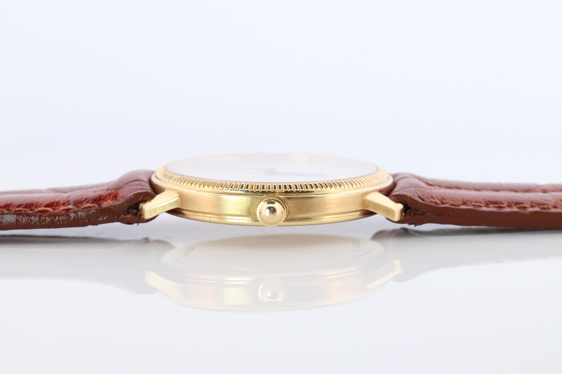 Audemars Piguet Thin Watch. AP 18k Yellow Gold 31mm Classic Coin Edge Bezel