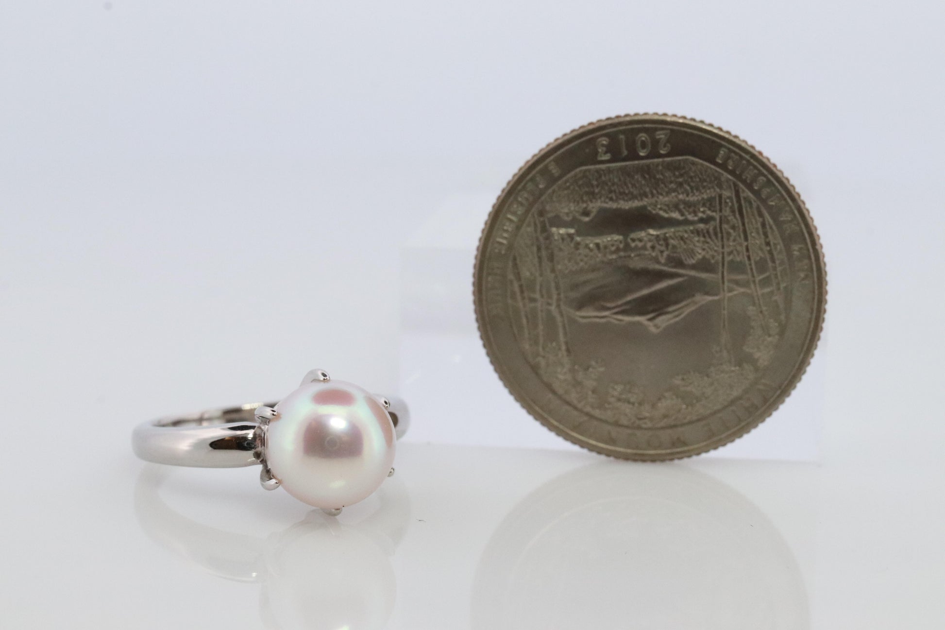 TASAKI Ring. Genuine Platinum Pearl Solitaire. PT900 Akoya pearl Ring. Claw