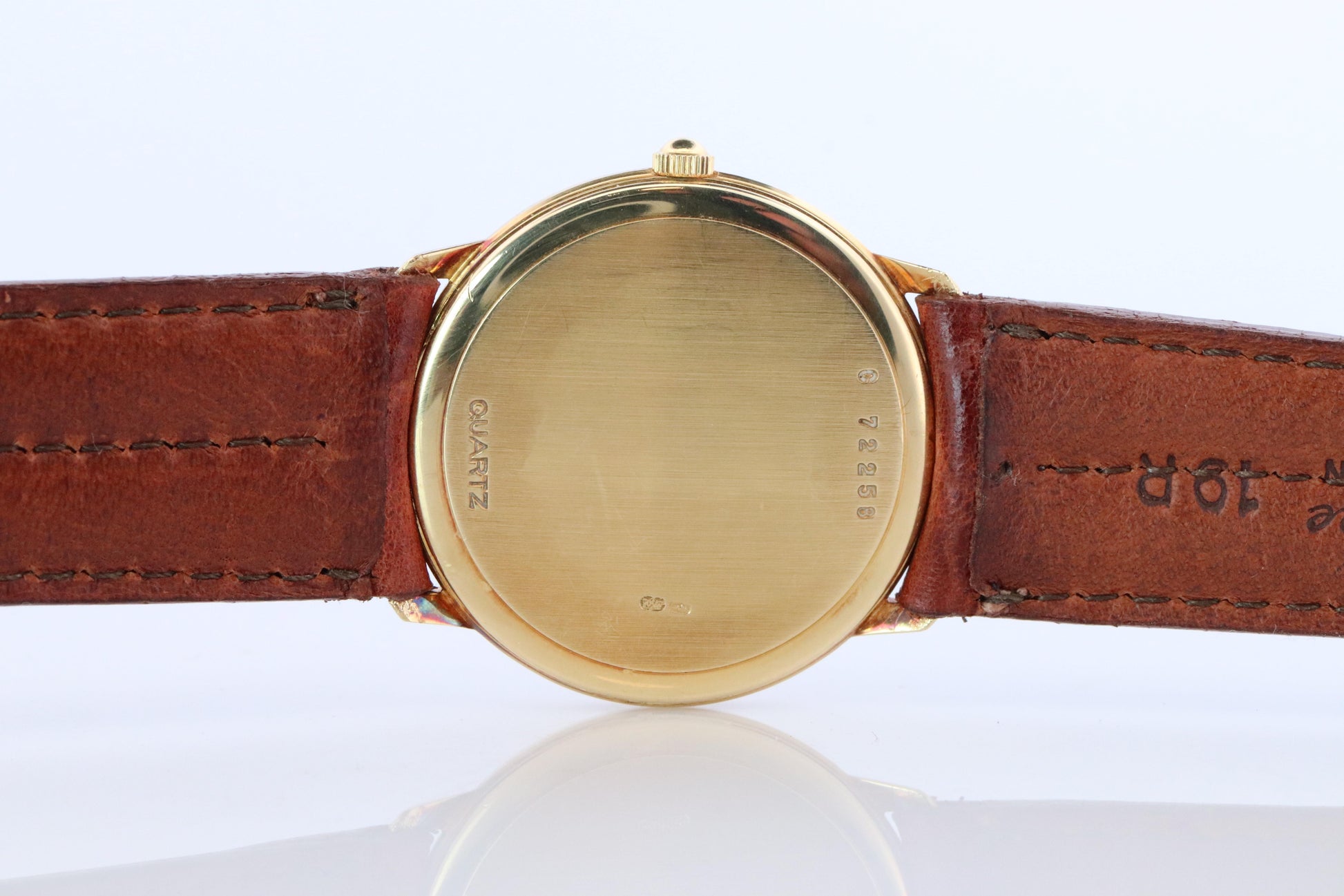 Audemars Piguet Thin Watch. AP 18k Yellow Gold 31mm Classic Coin Edge Bezel