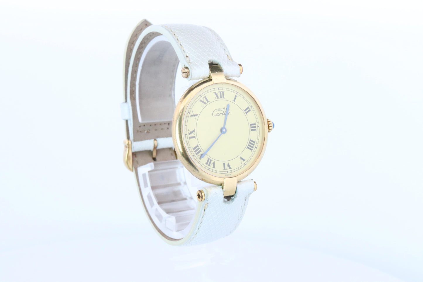 Cartier Watch. Must de Cartier Champagne Dial Vendome Round Argent 590003 30mm.