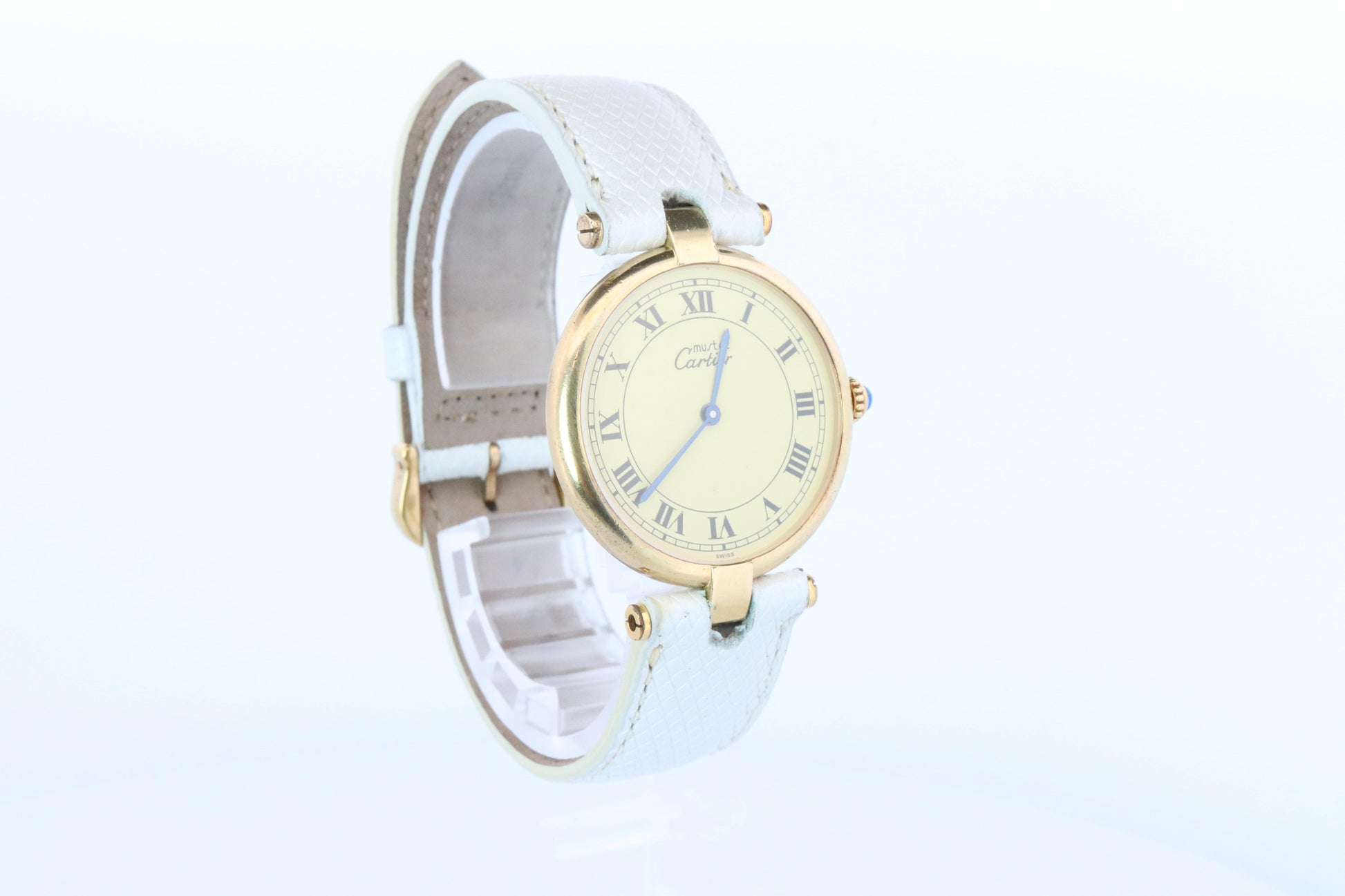 Cartier Watch. Must de Cartier Champagne Dial Vendome Round Argent 590003 30mm.