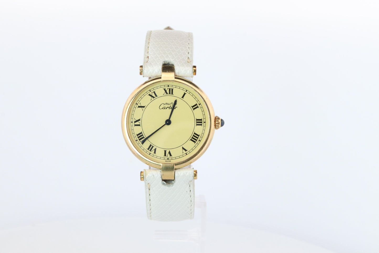 Cartier Watch. Must de Cartier Champagne Dial Vendome Round Argent 590003 30mm.