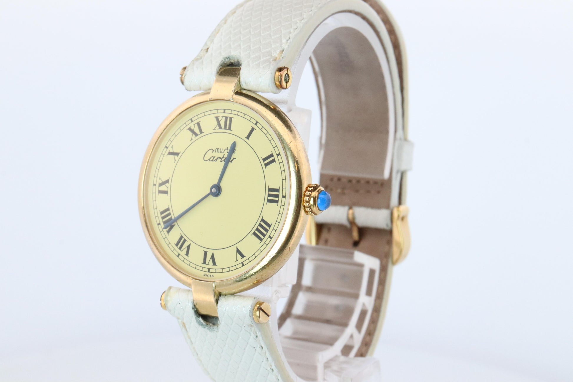Cartier Watch. Must de Cartier Champagne Dial Vendome Round Argent 590003 30mm.