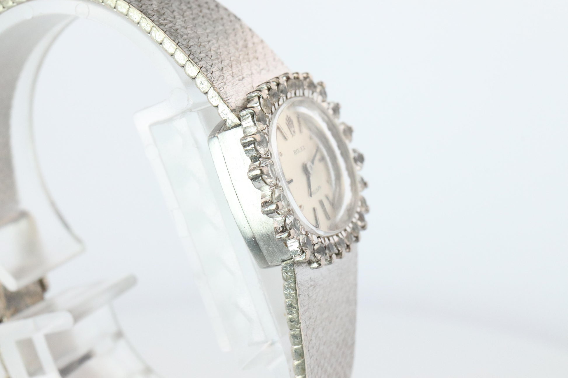 Genuine Diamond Rolex Watch. Ladies Rolex 2652 Vintage Genuine Manual Watch.