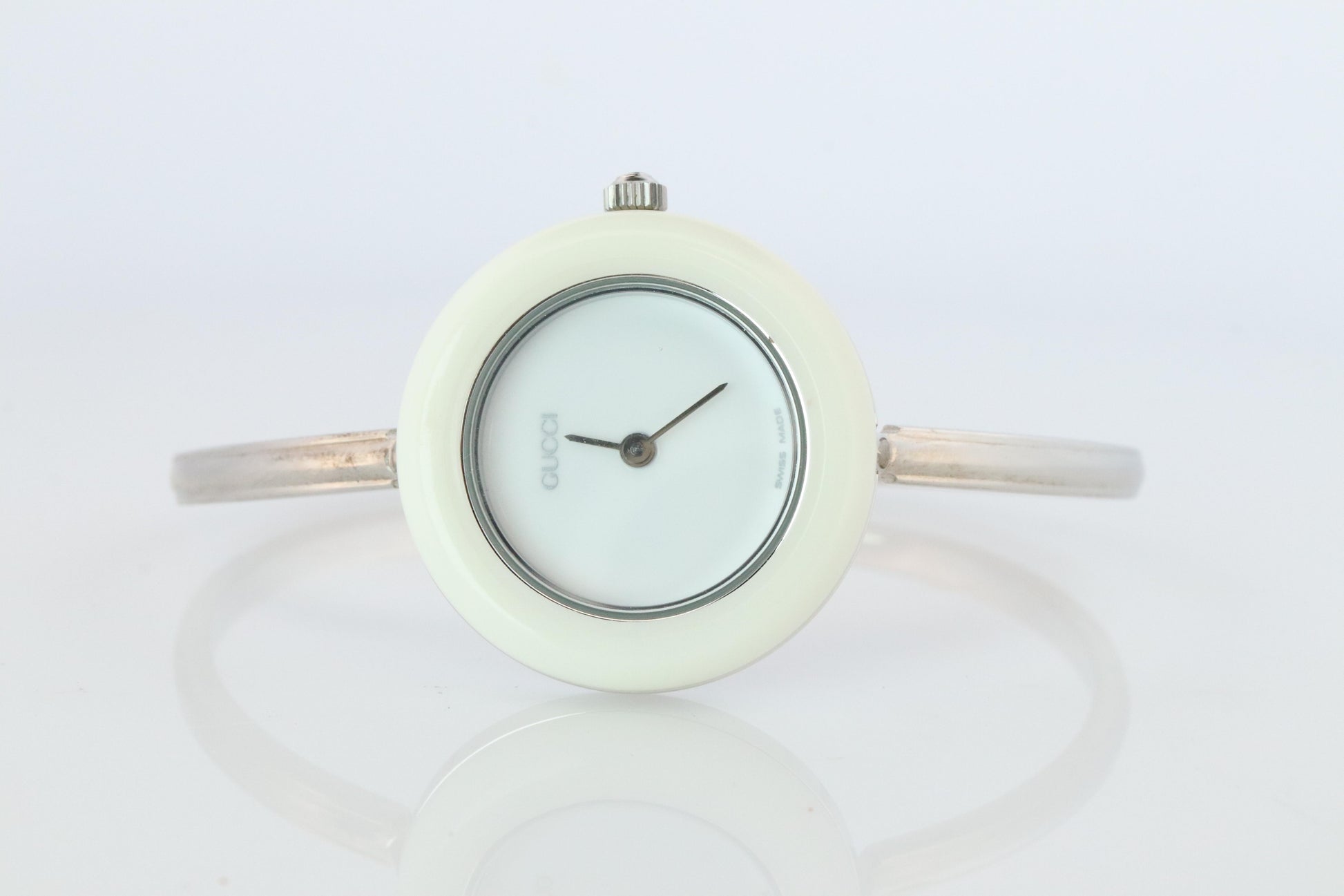 Vintage GUCCI Quartz 11/12.2 Watch Bezels Gucci Ladies Silver Bangle wristwatch