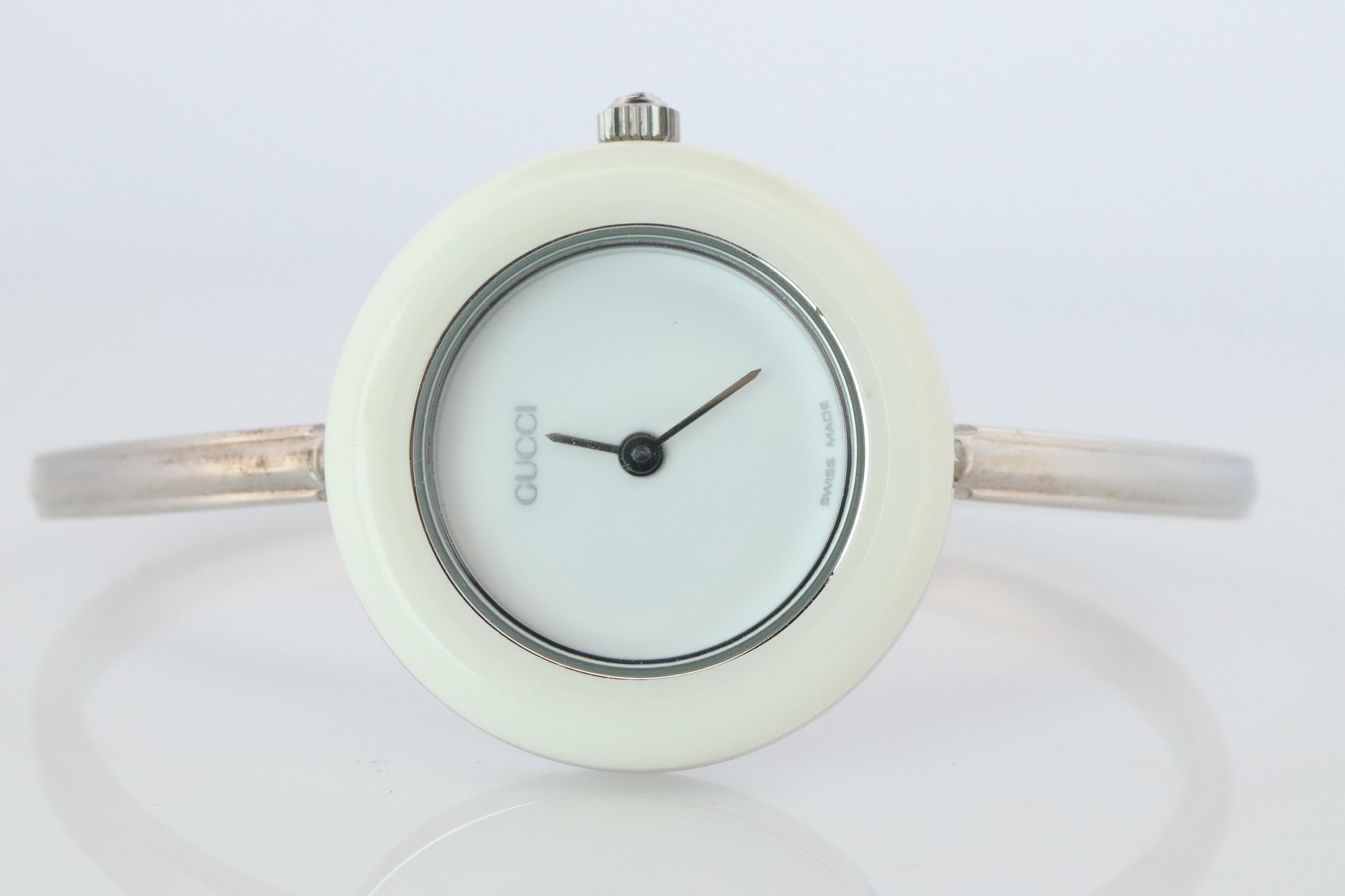 Vintage GUCCI Quartz 11/12.2 Watch Bezels Gucci Ladies Silver Bangle wristwatch